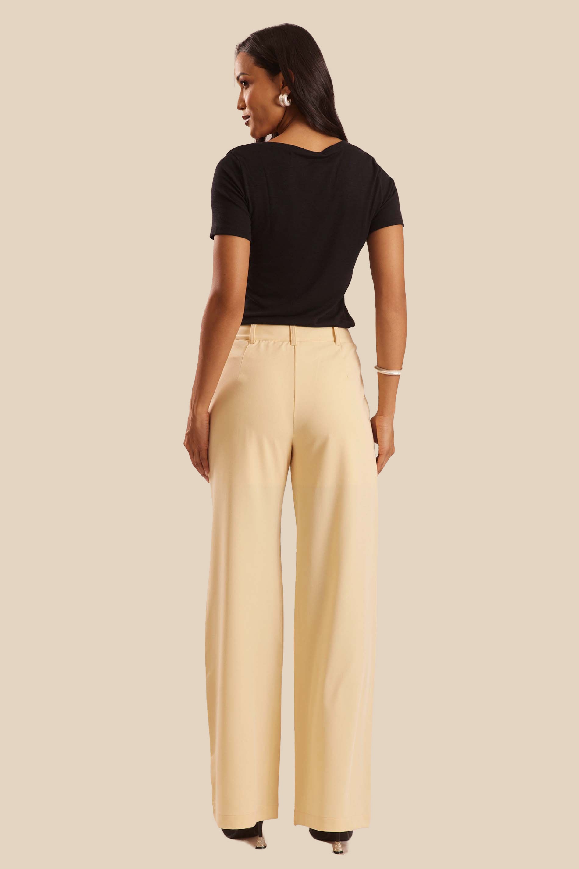 Blusa Reta Tricot Flamê com Decote em V Miragem - Doce Trama