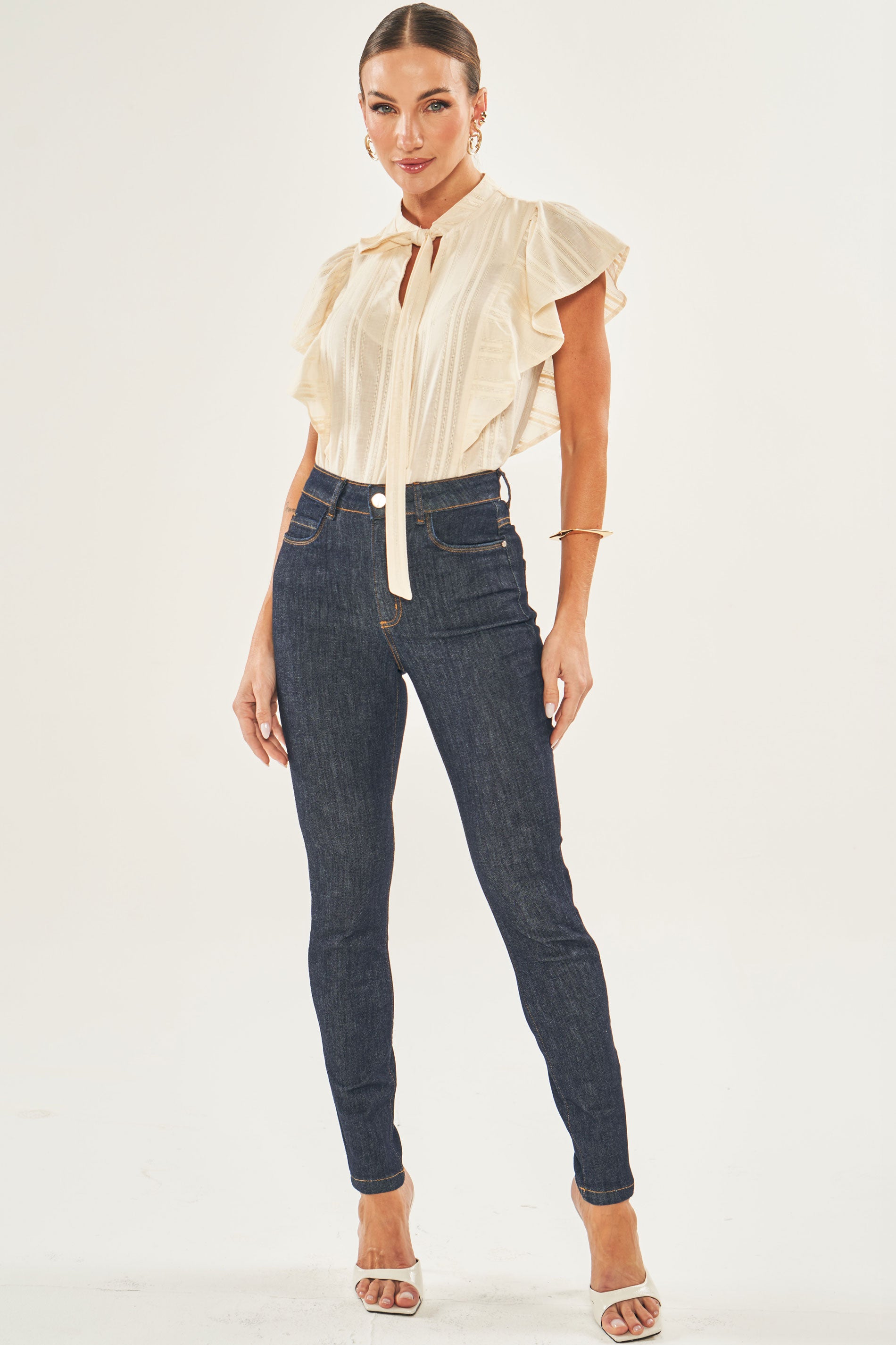 Calça Flora em Jeans com Elastano