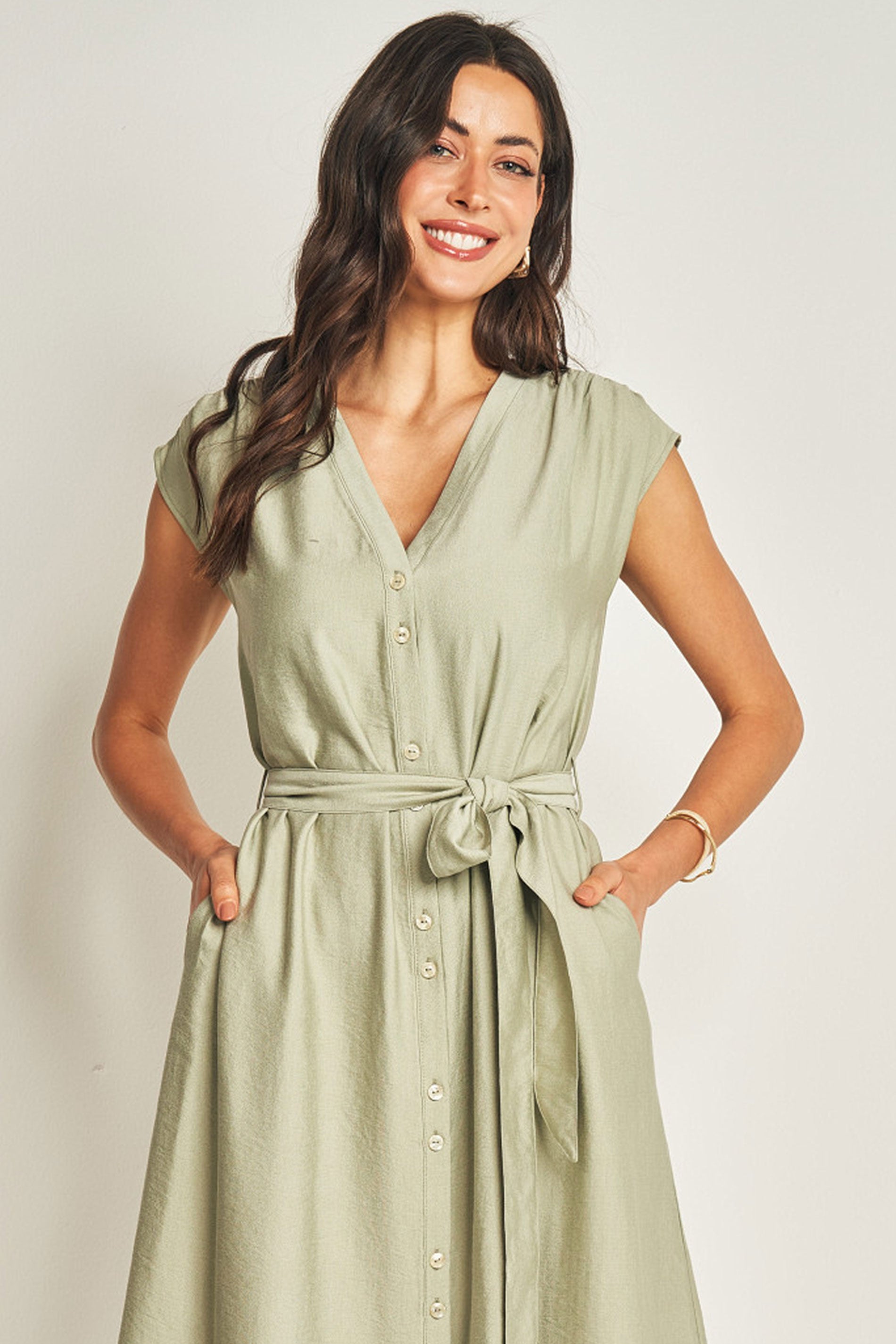 Vestido midi com amarração em viscoflow