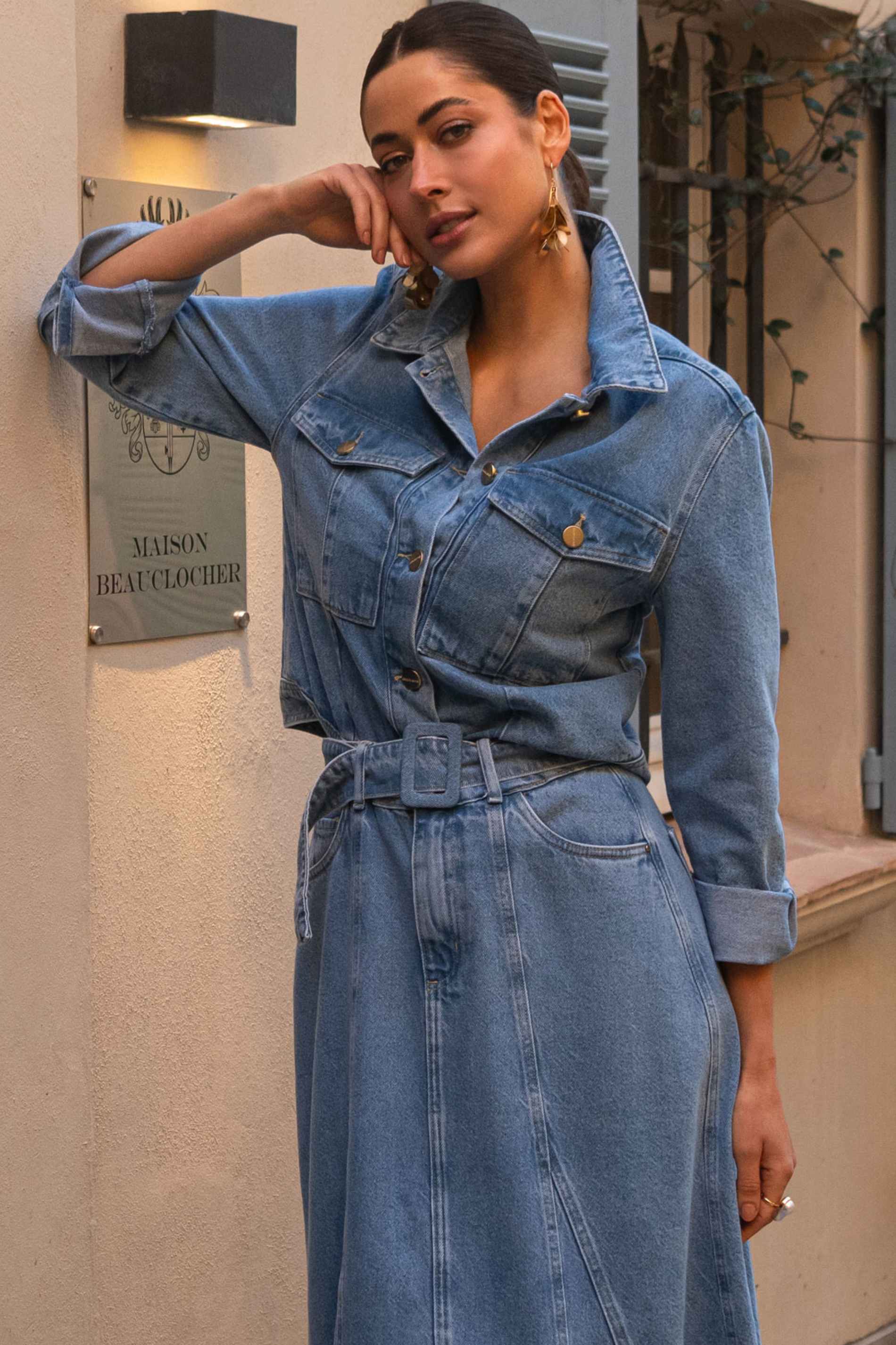 Jaqueta Jeans com Botões Decorativos