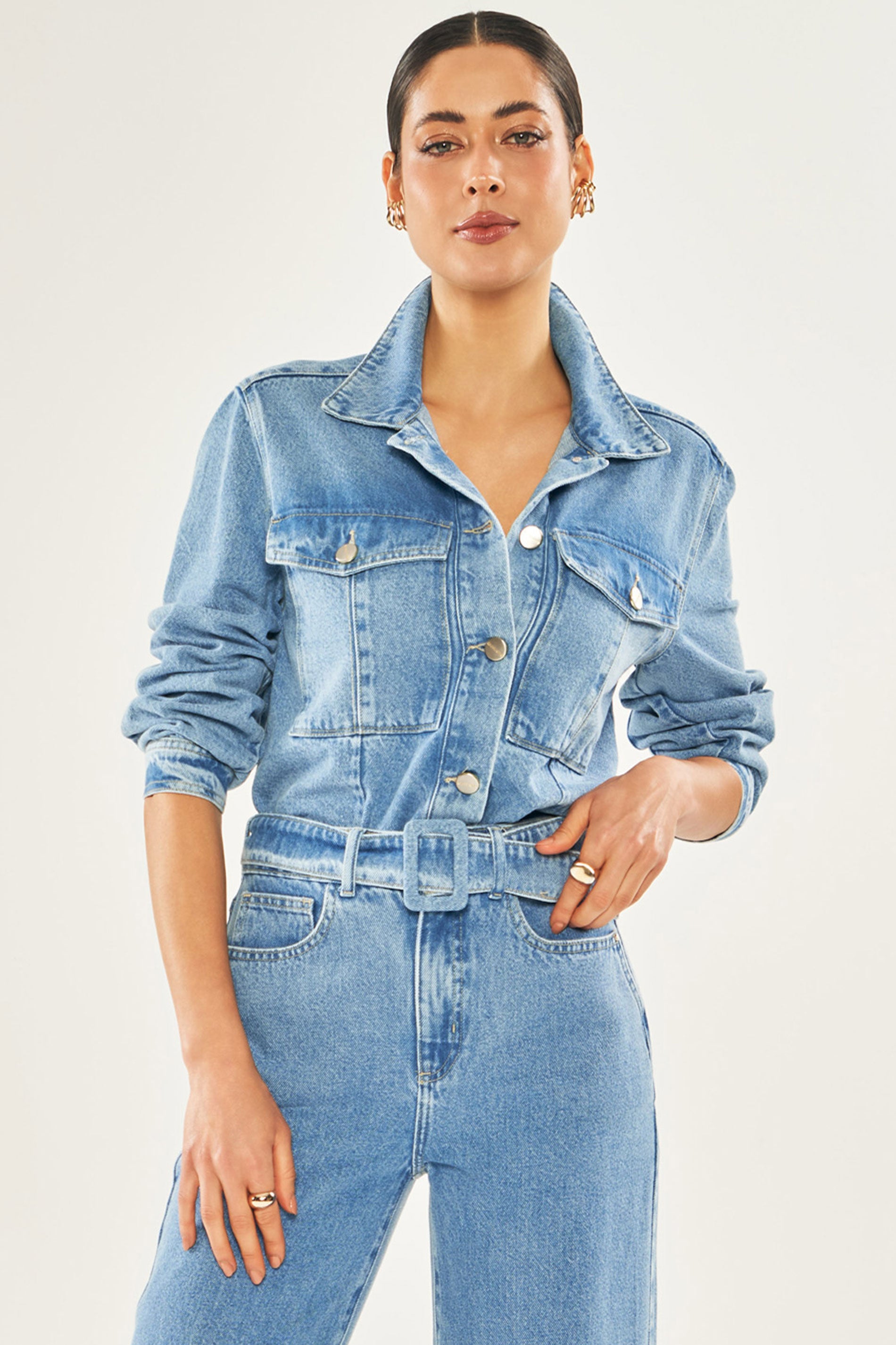 Calça Reta Cintura Alta Peônia em Jeans com Cinto Embutido