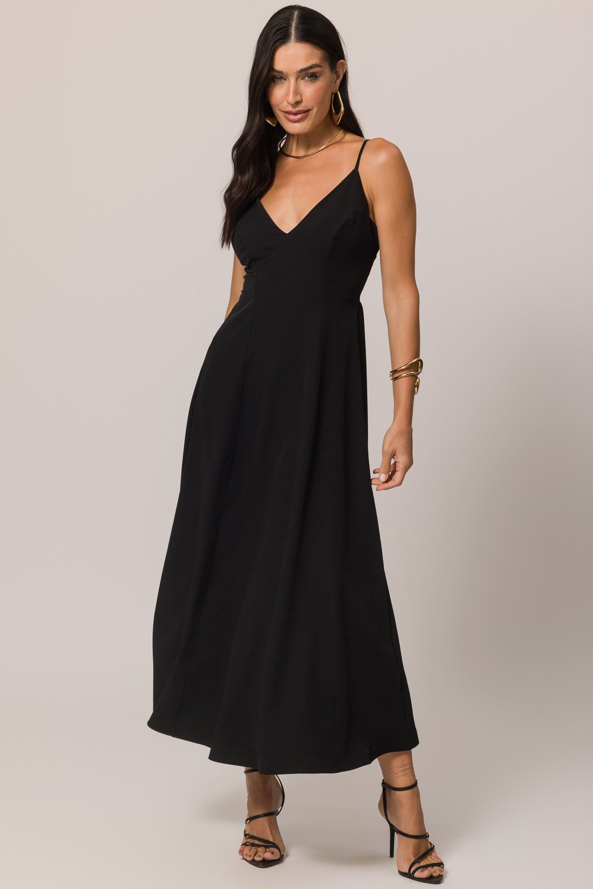 Vestido midi de alça em sarja alfaiataria