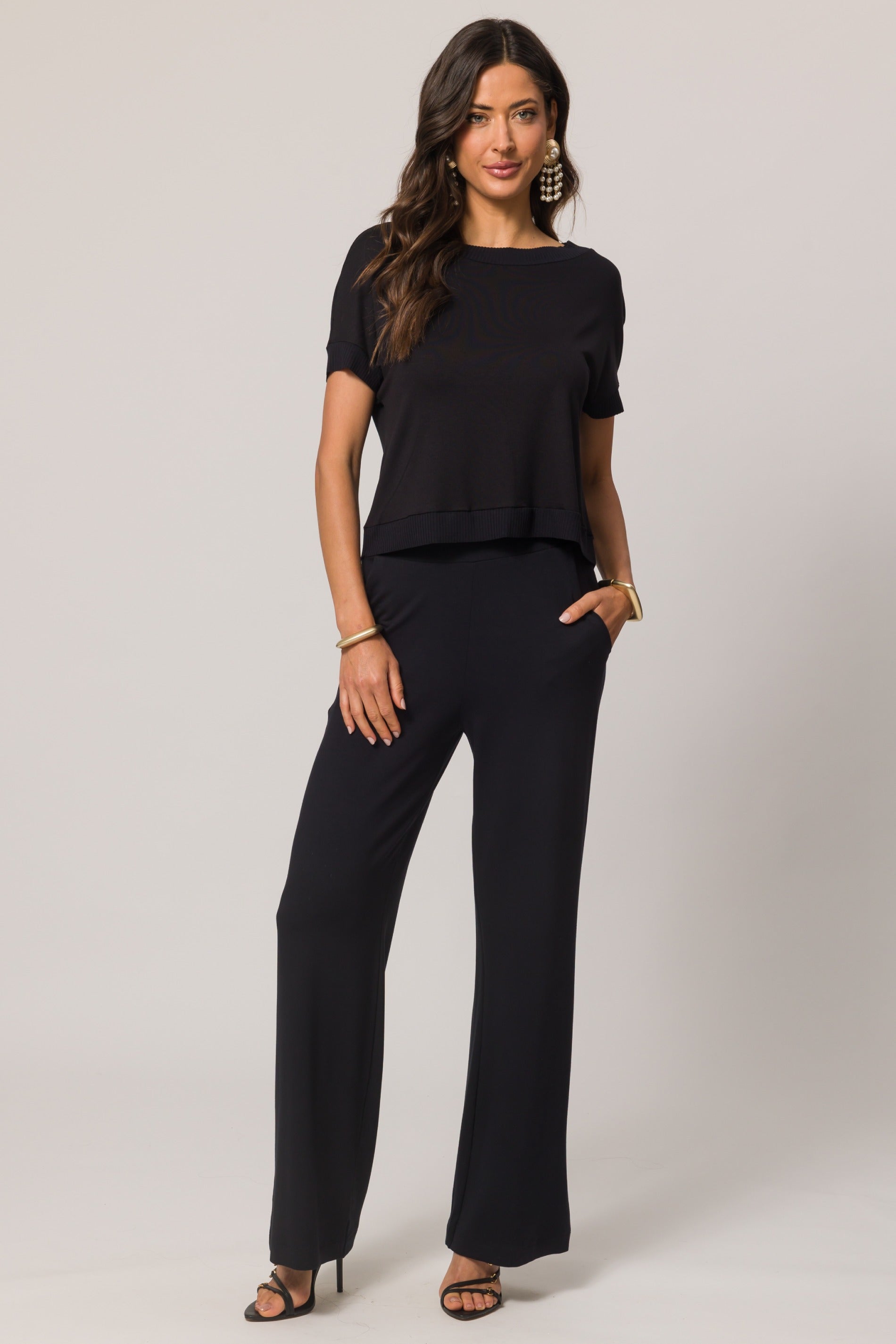 Calça em moletinho de viscose com bolsos faca