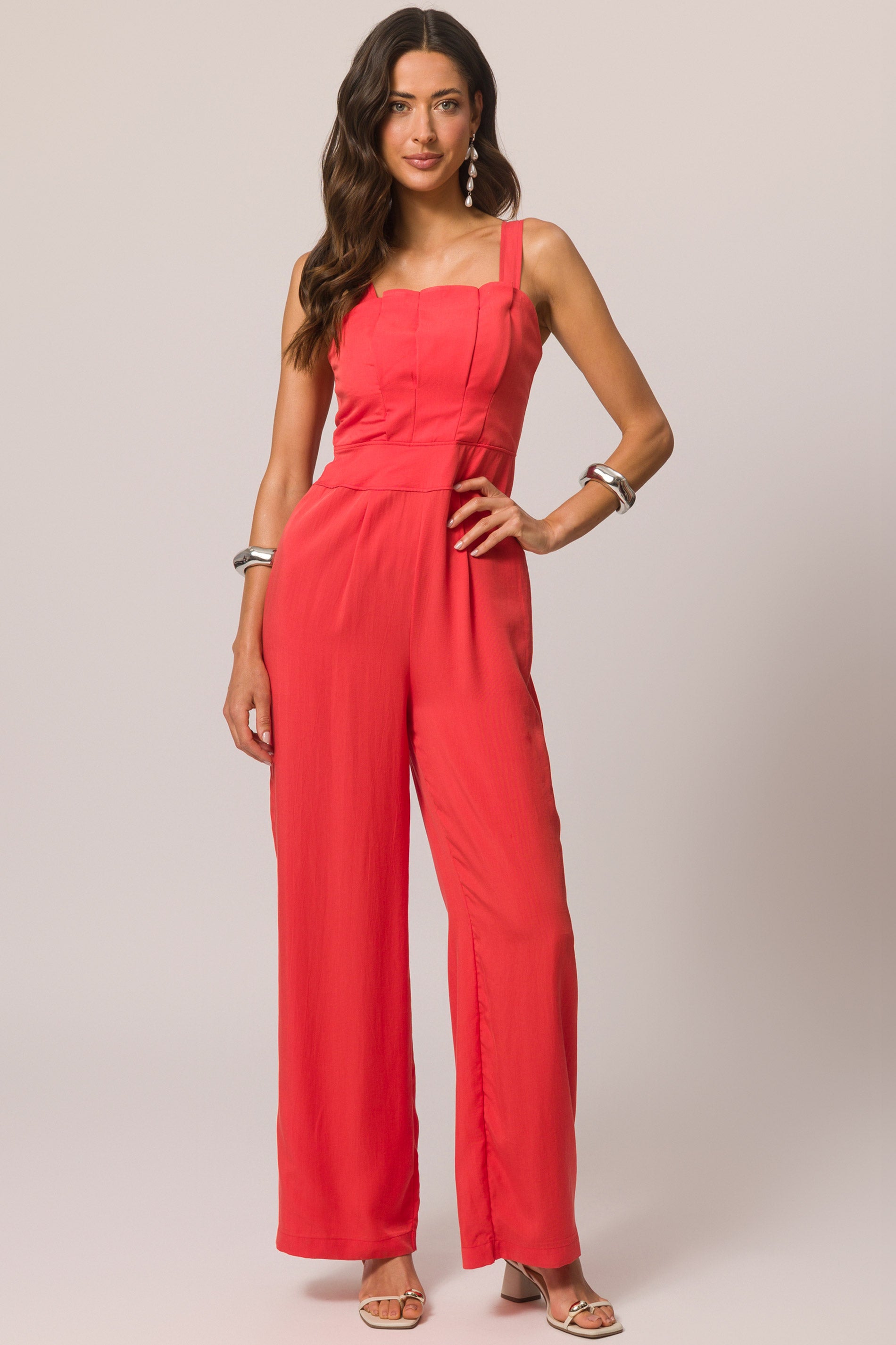 Macacão de alça em plano tencel