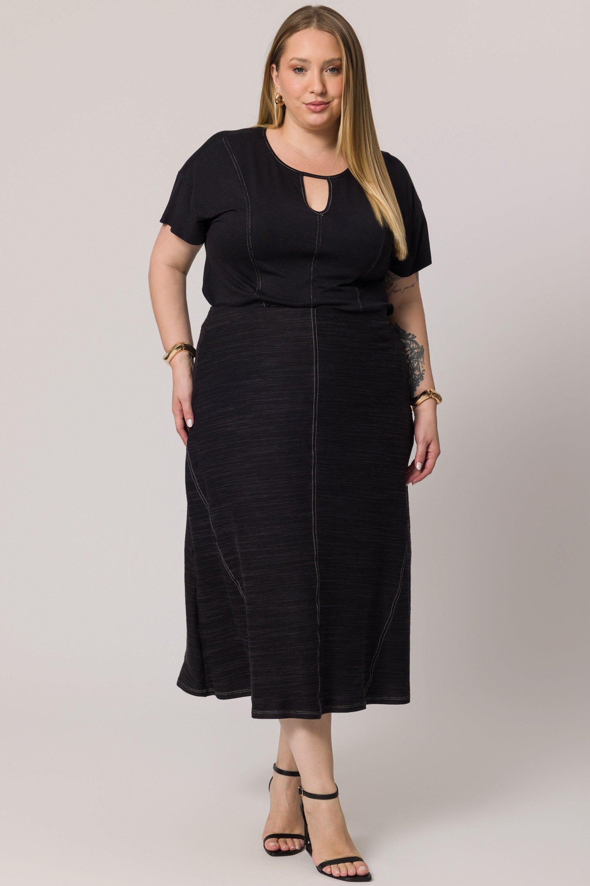 Blusa de manga curta em viscolinho