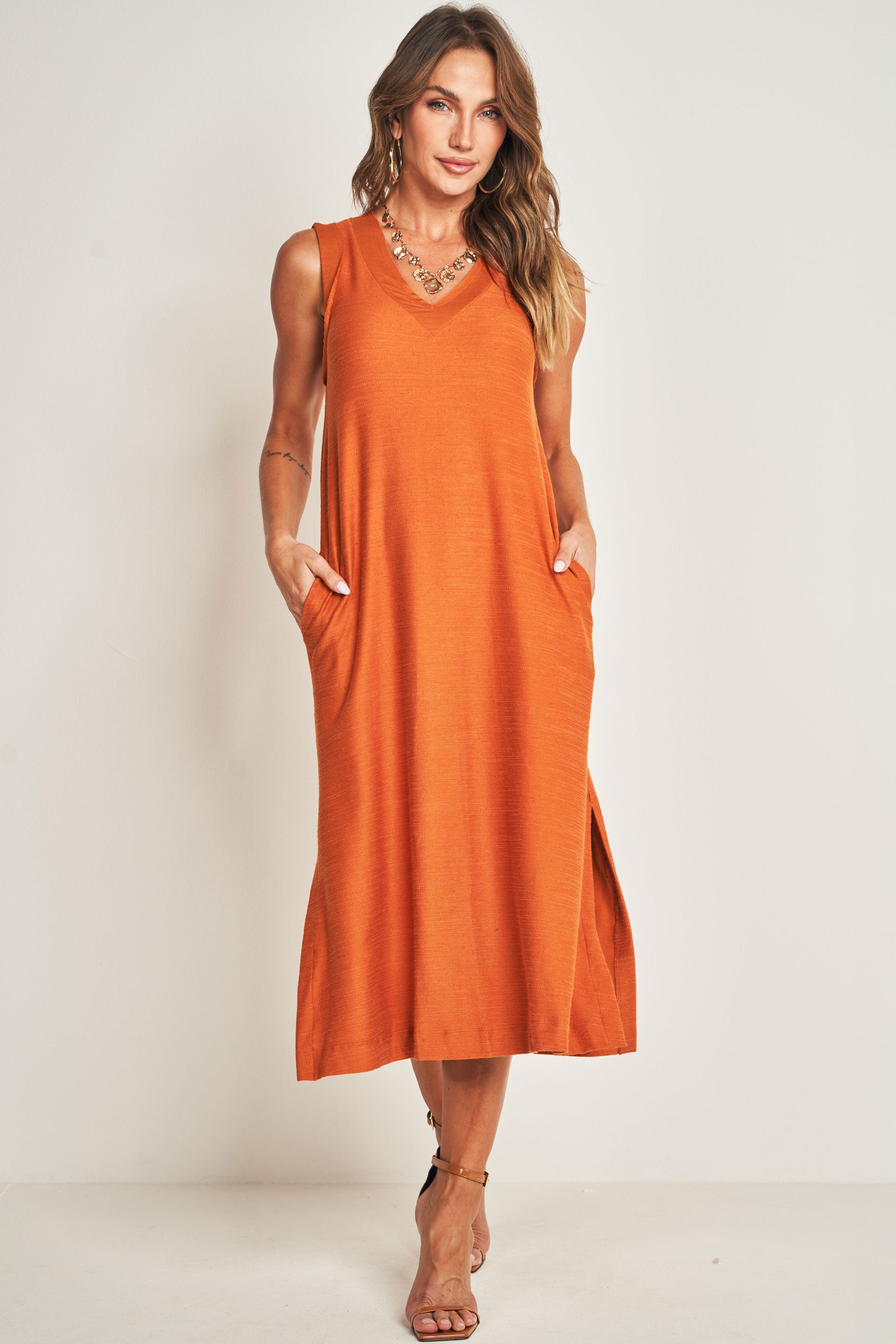 Vestido Midi sem Manga em Moletinho Viscolinho com Elastano