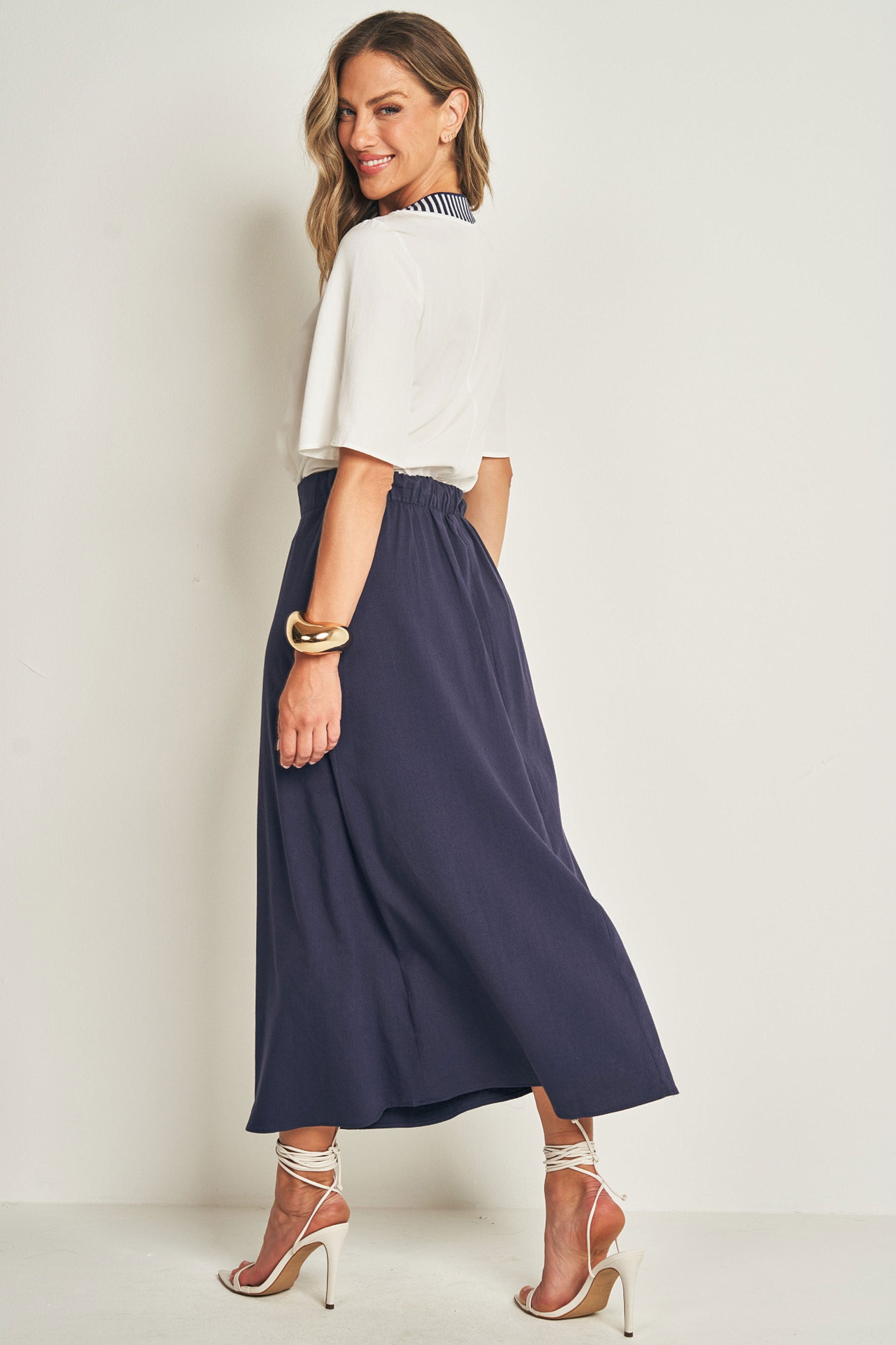 Blusa de Manga Curta em Plano Viscose