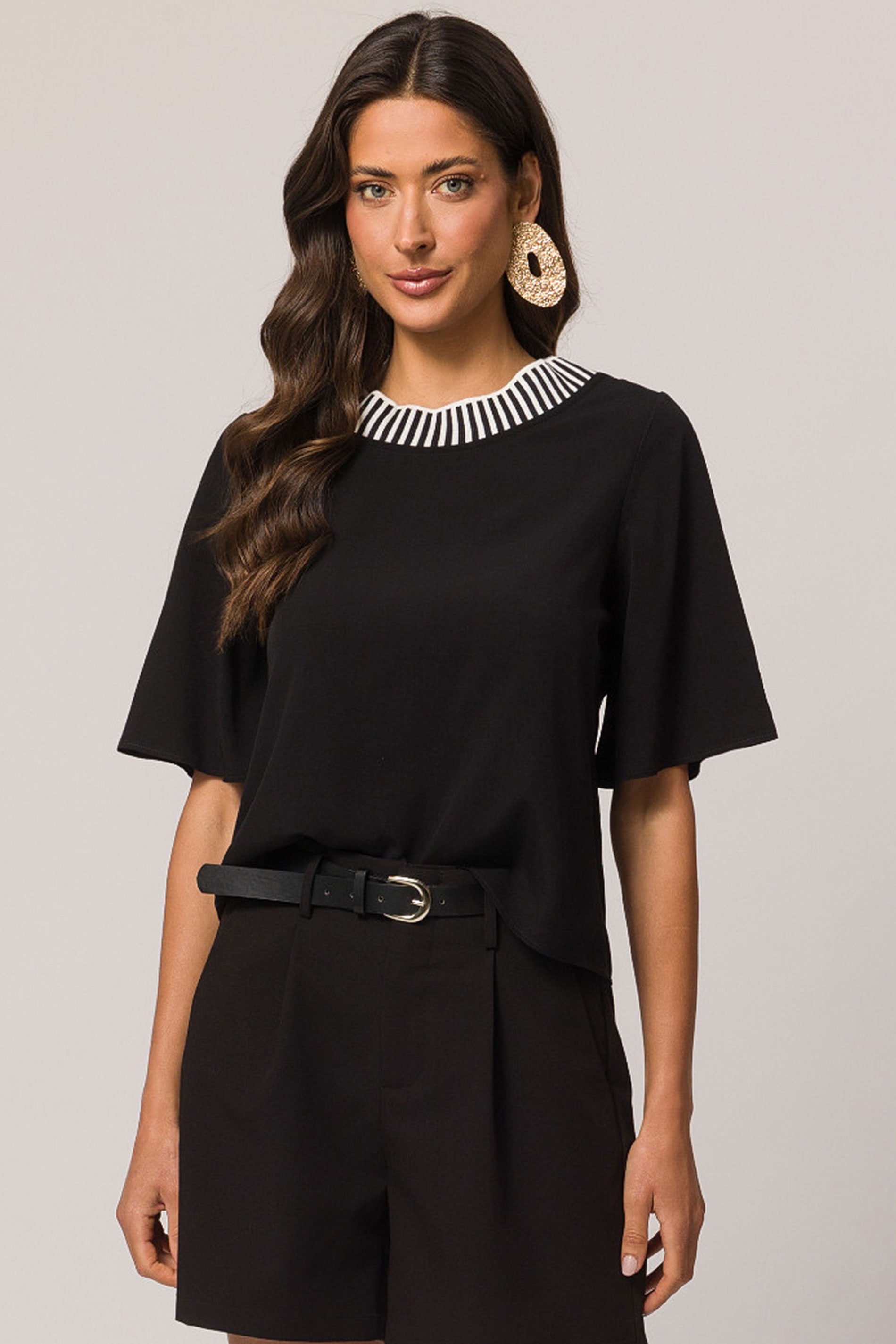 Blusa de Manga Curta em Plano Viscose