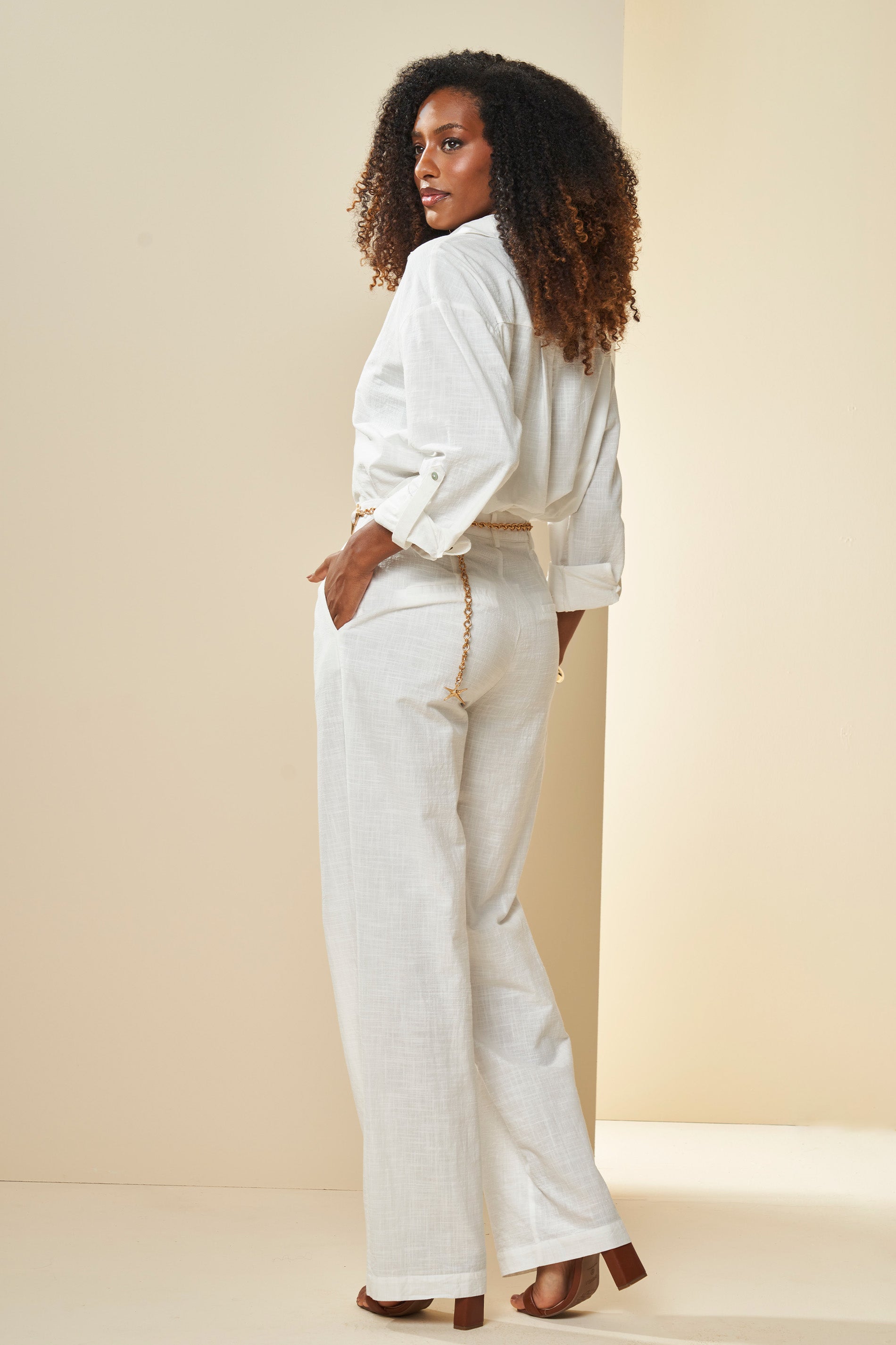 Calça Cintura Alta Wide Leg Boho em Alfaiataria