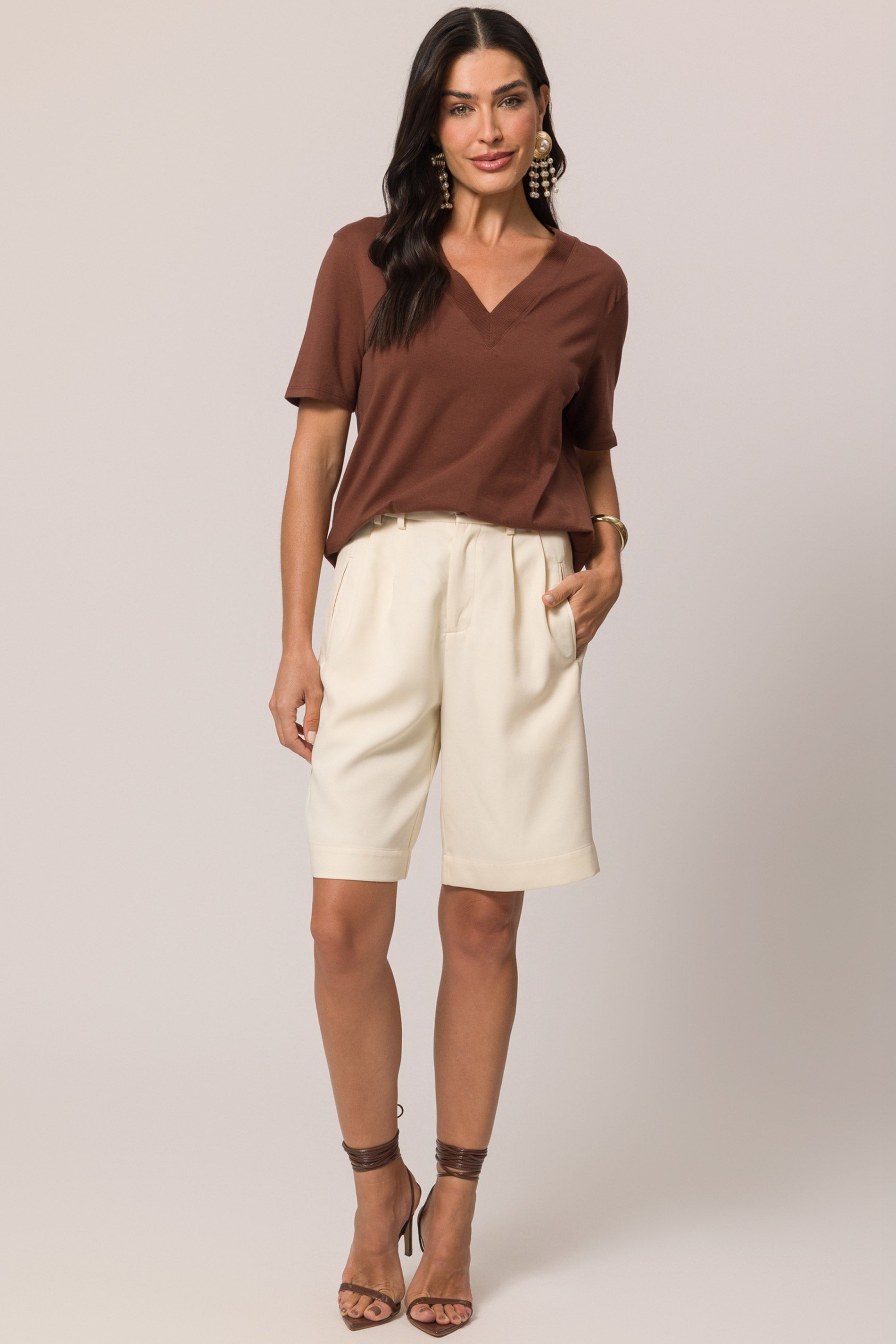 T-shirt em meia malha com decote V