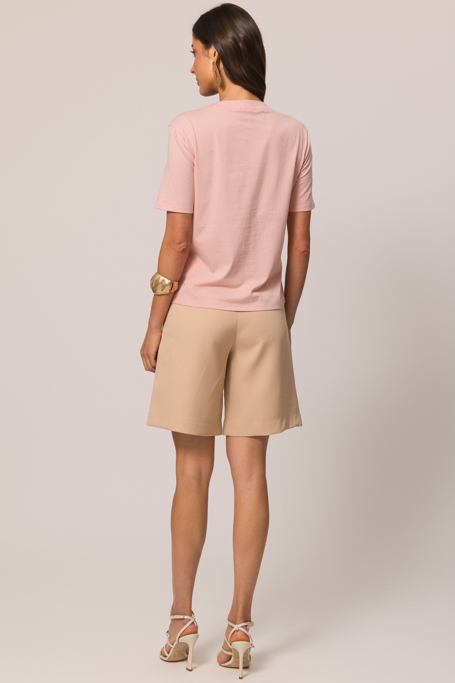 T-shirt em meia malha com decote V