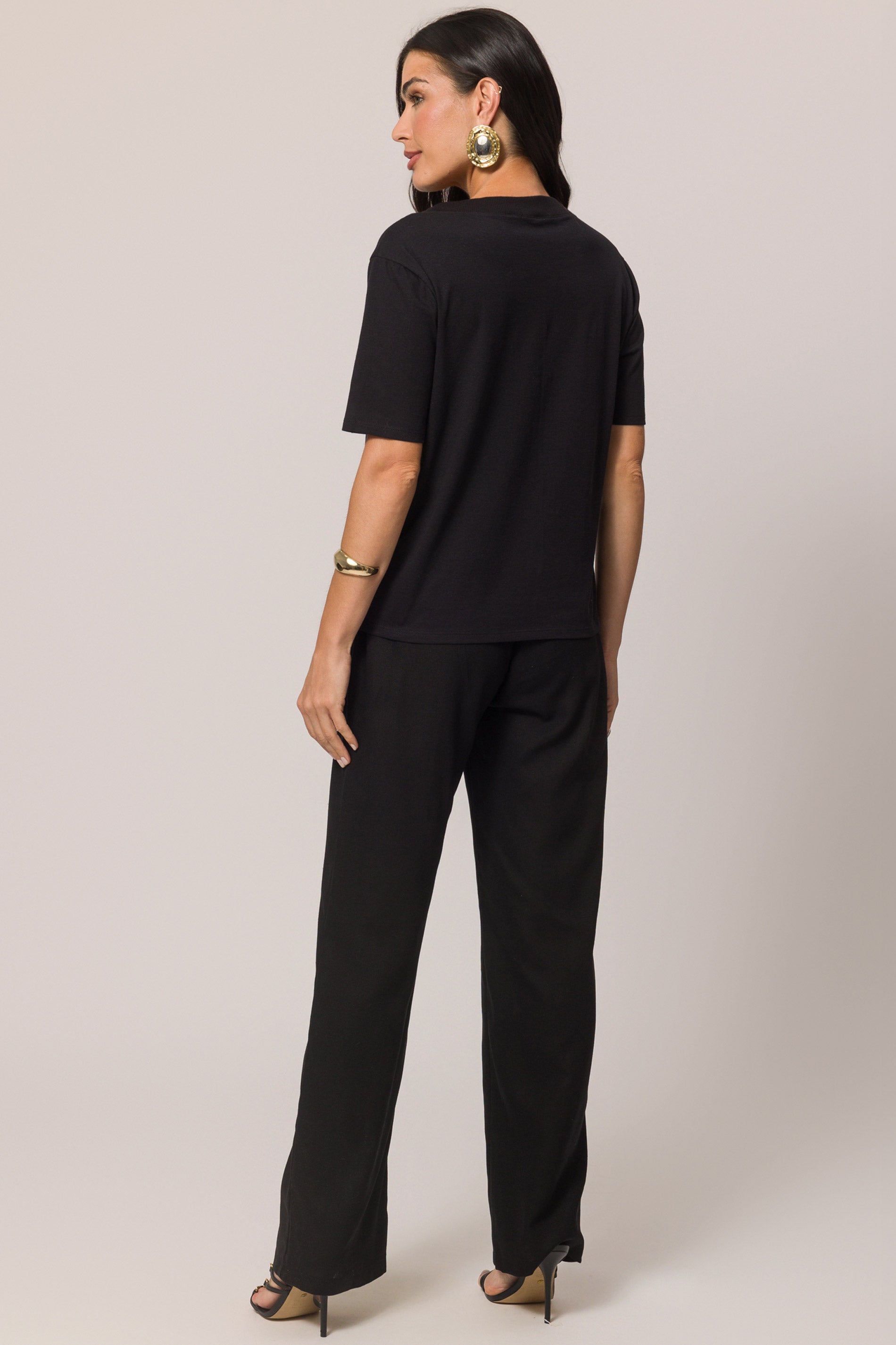 T-shirt em meia malha com decote V