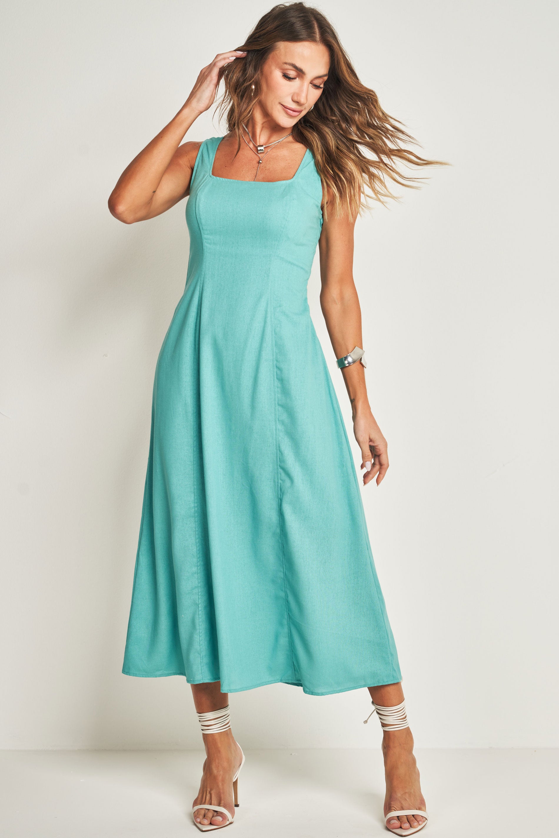 Vestido Longo em Plano Linen