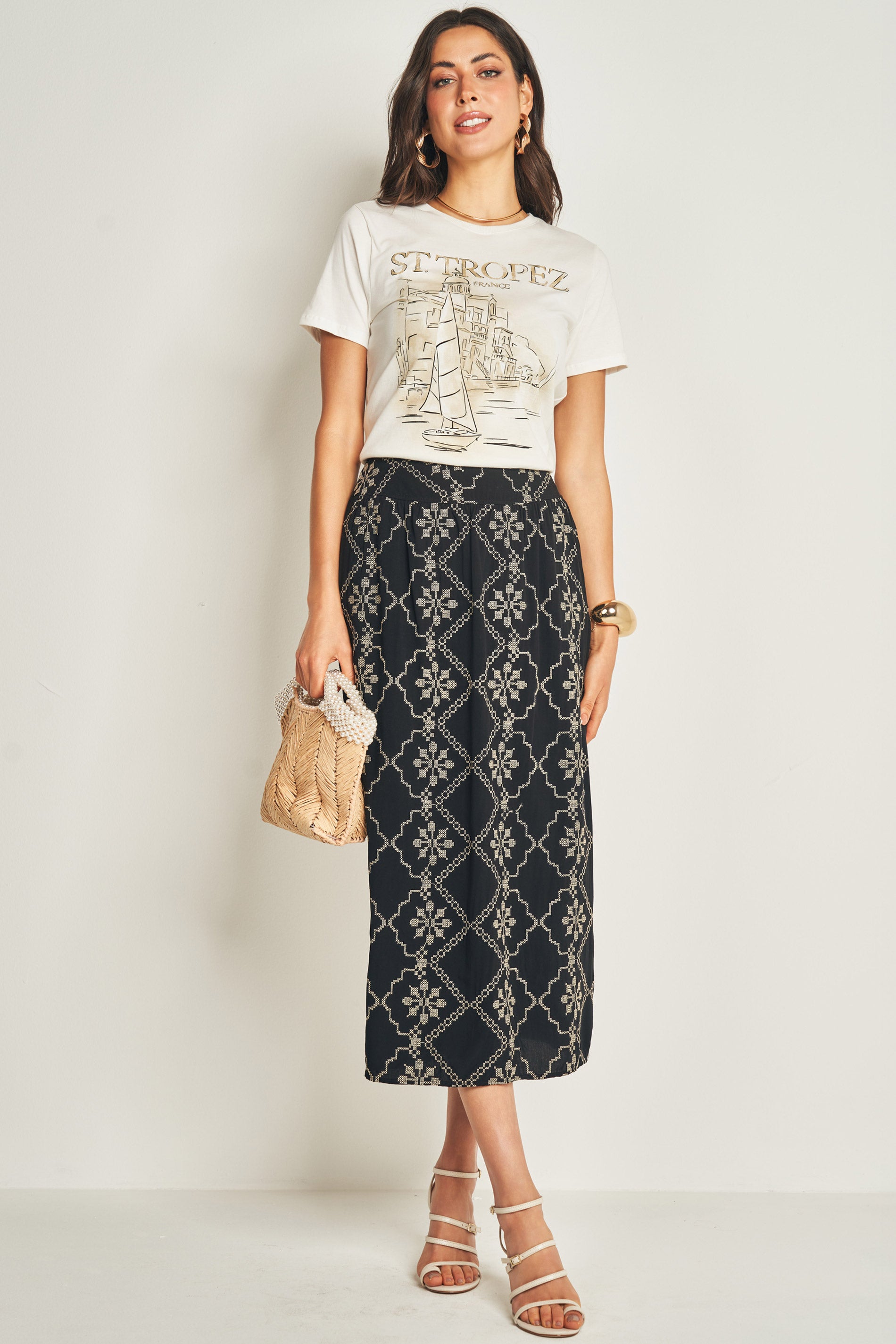 T-shirt em Meia Malha com Estampa Ilustrativa