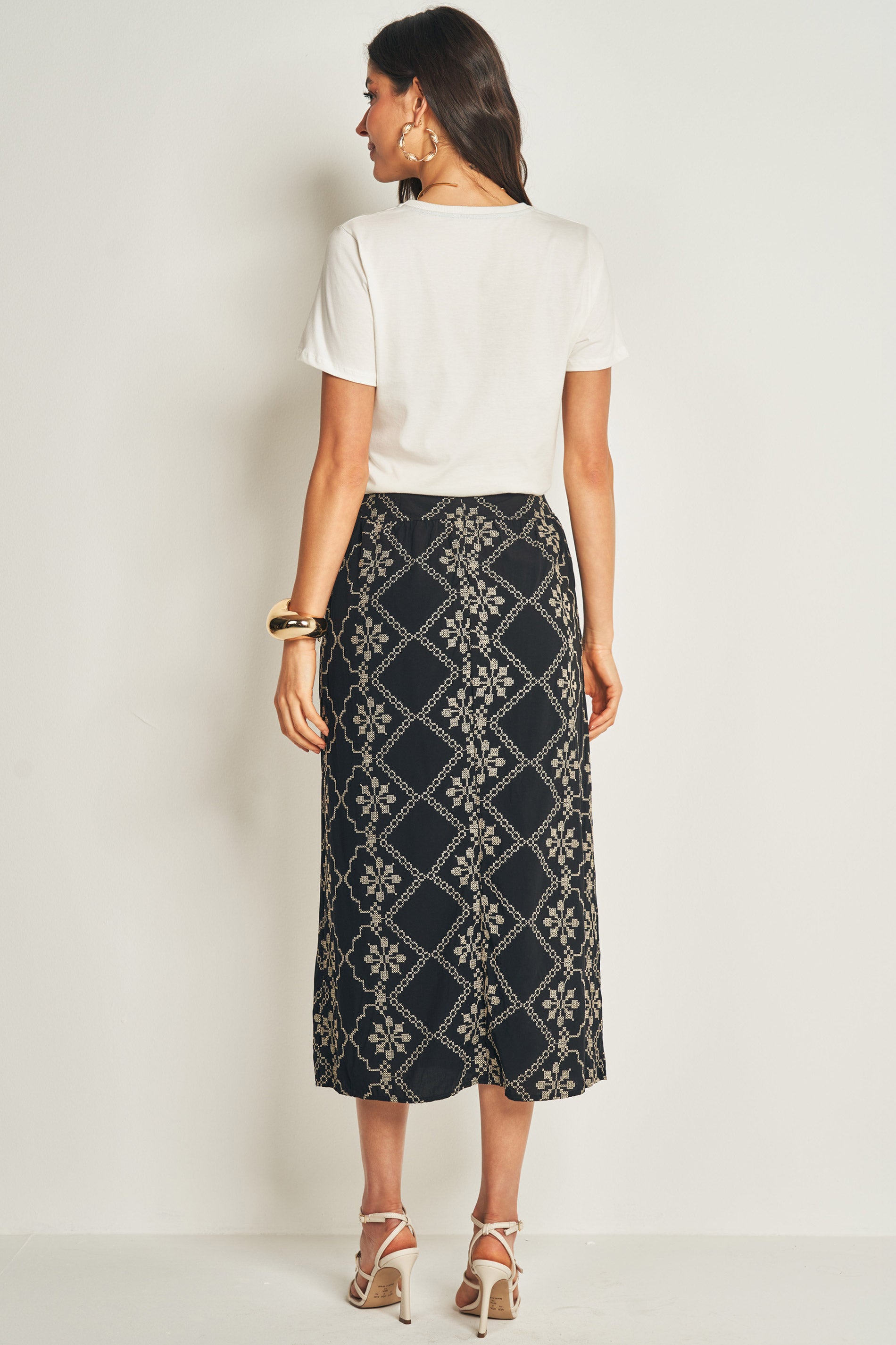 T-shirt em Meia Malha com Estampa Ilustrativa