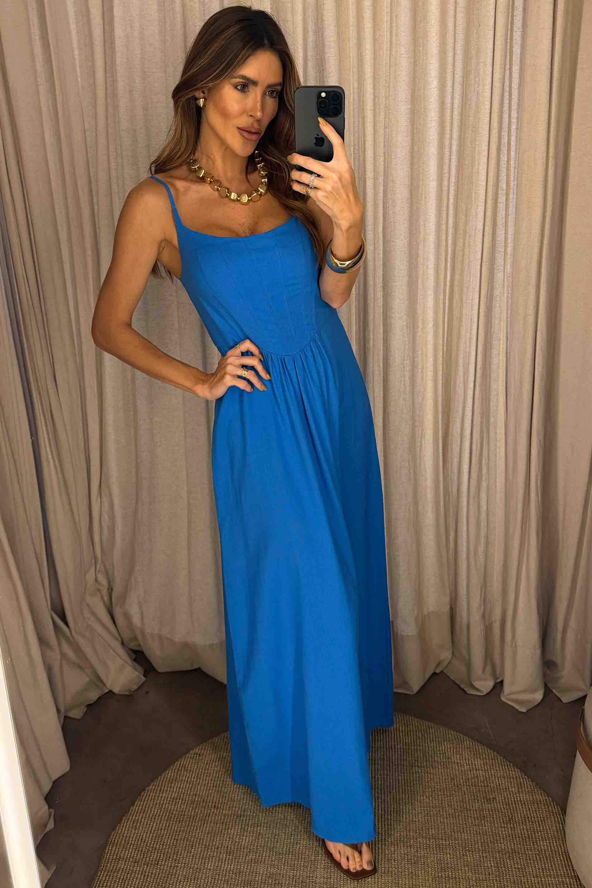 Vestido Longo Brisamar Alça Fina e Recorte no Busto