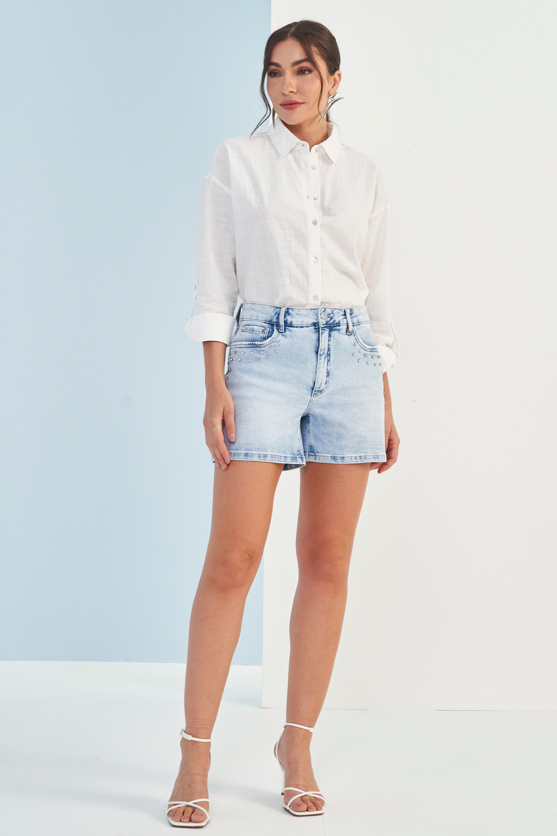 Shorts Boyfriend Jeans Solar com Aplicação de Strass