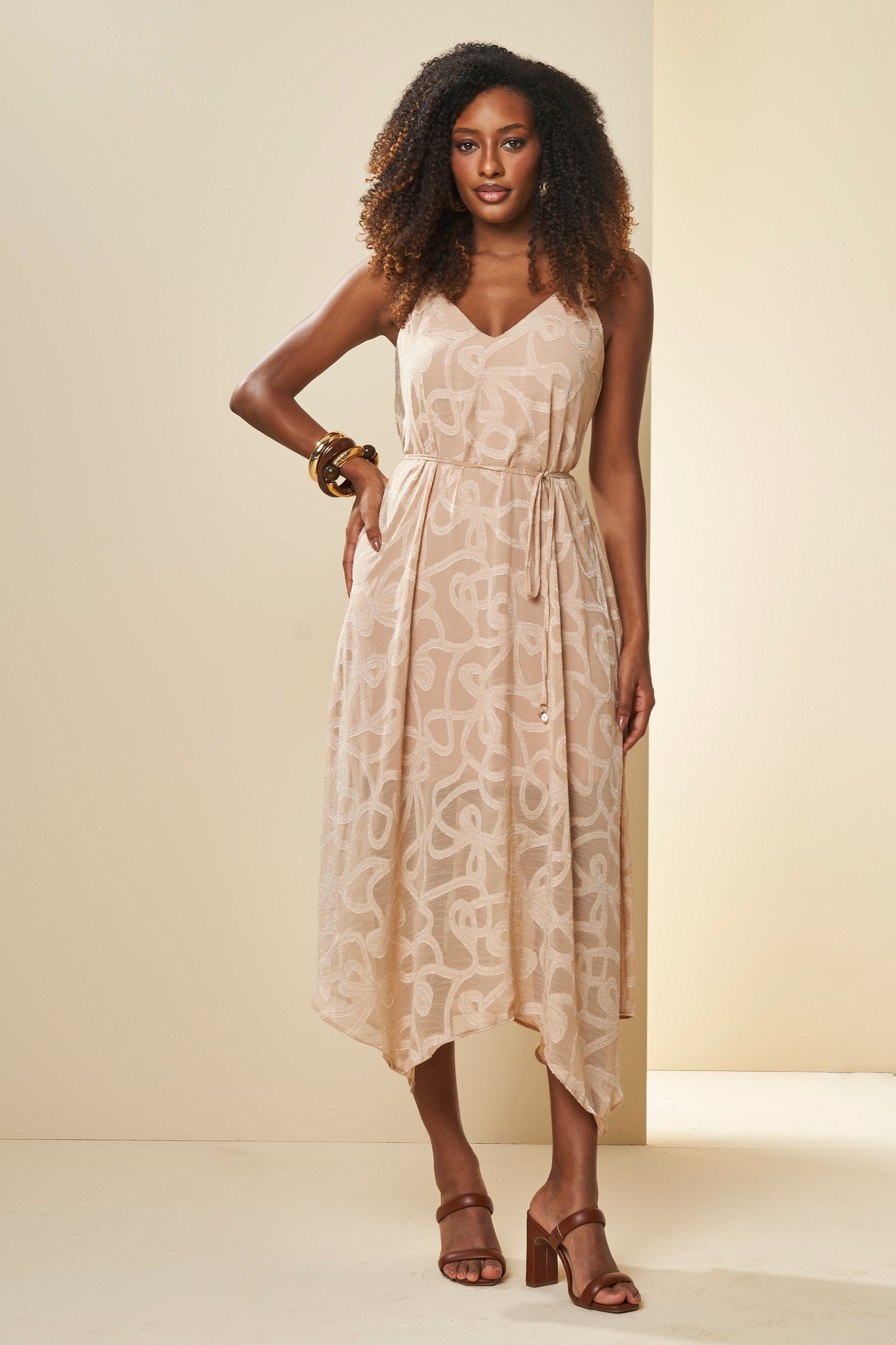 Vestido Longo Estampado de Alça Lusitana com Amarração