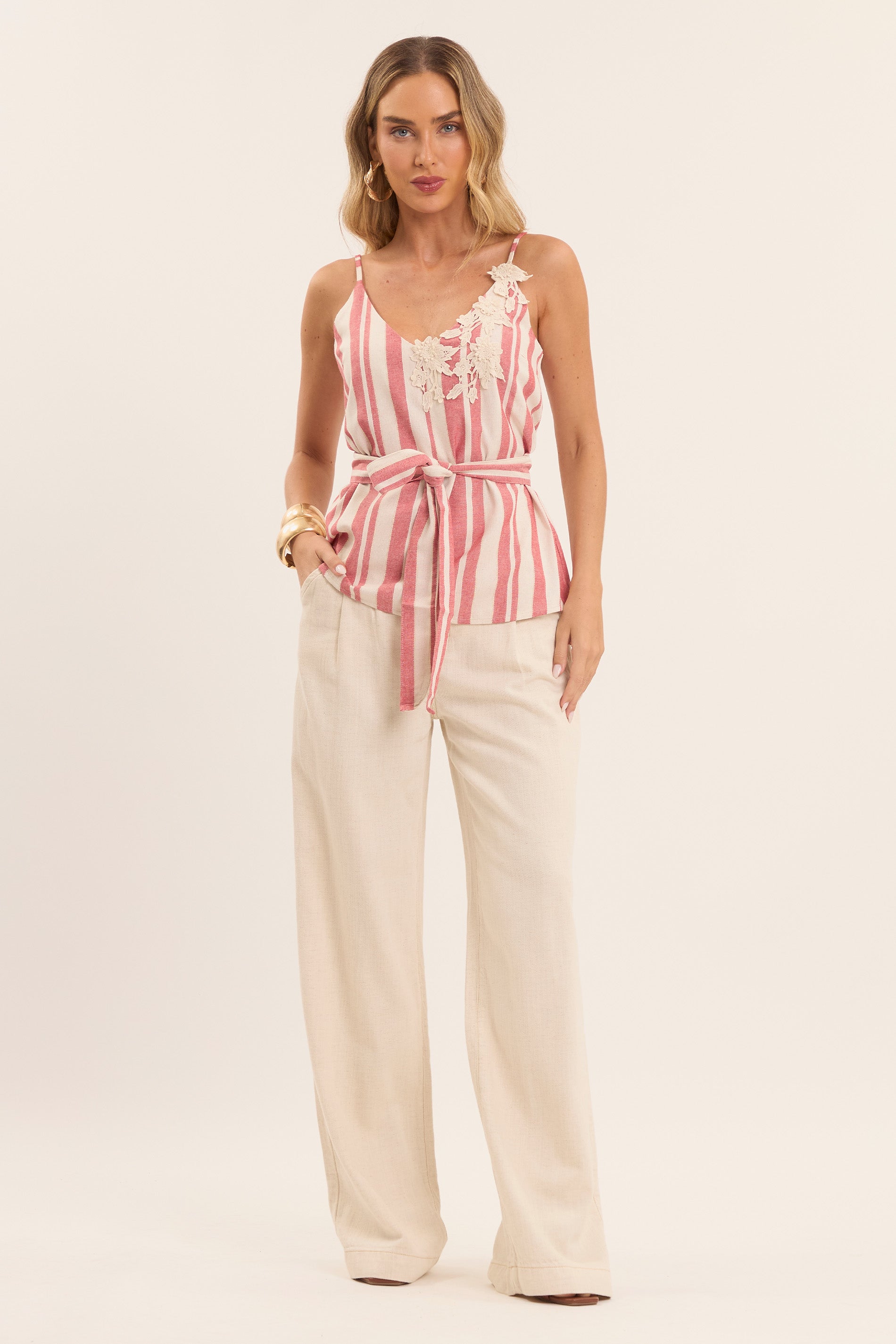 Blusa Celebration em Linho com Cinto