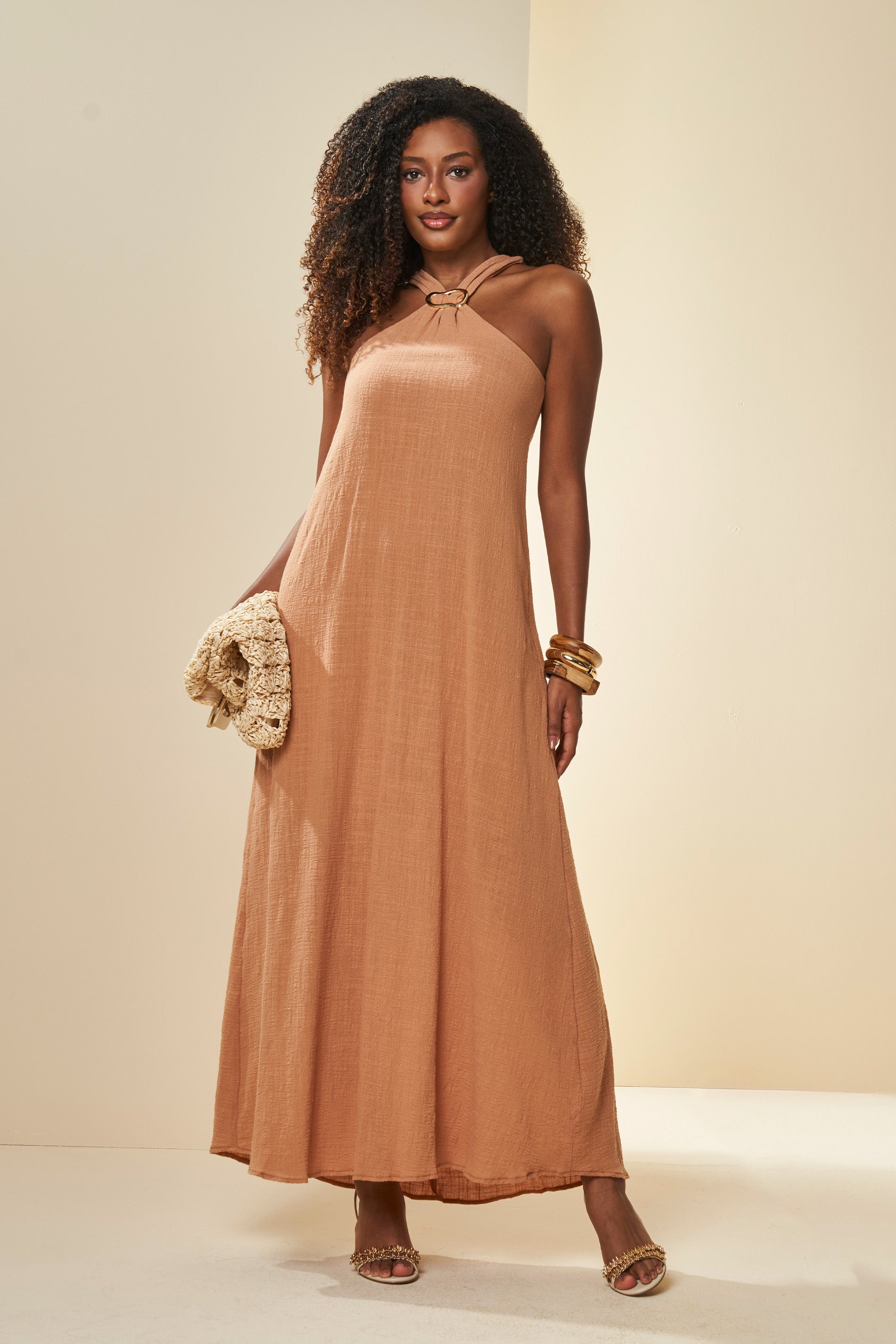 Vestido Longo Oliva com Detalhe Metal Dourado