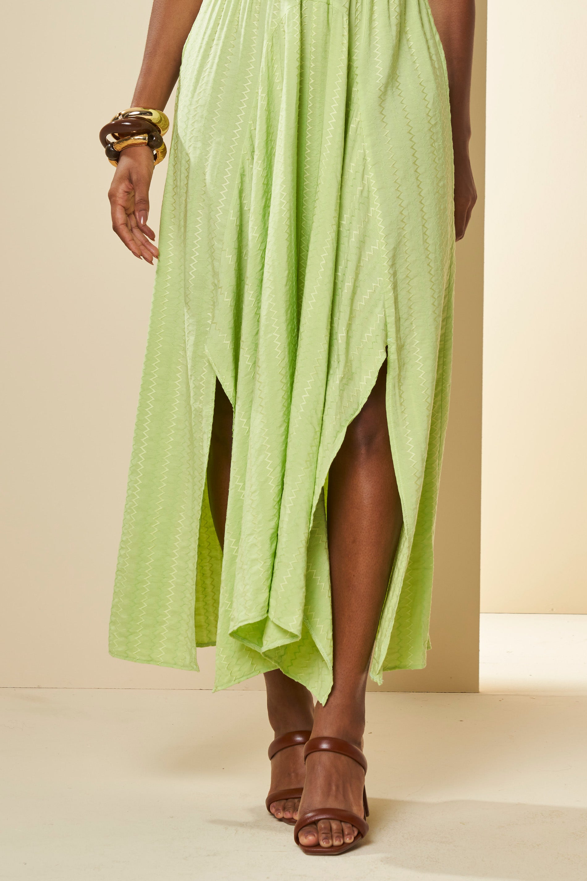 Vestido Midi Brisamar com Barra Assimétrica