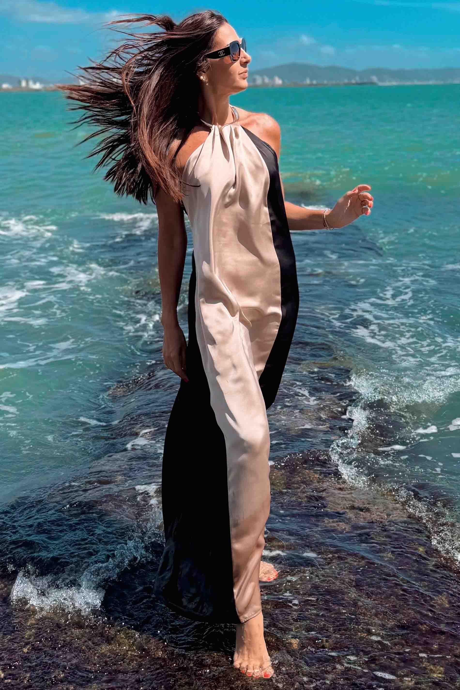 Vestido Longo Frente Única Boho com Decote Halter