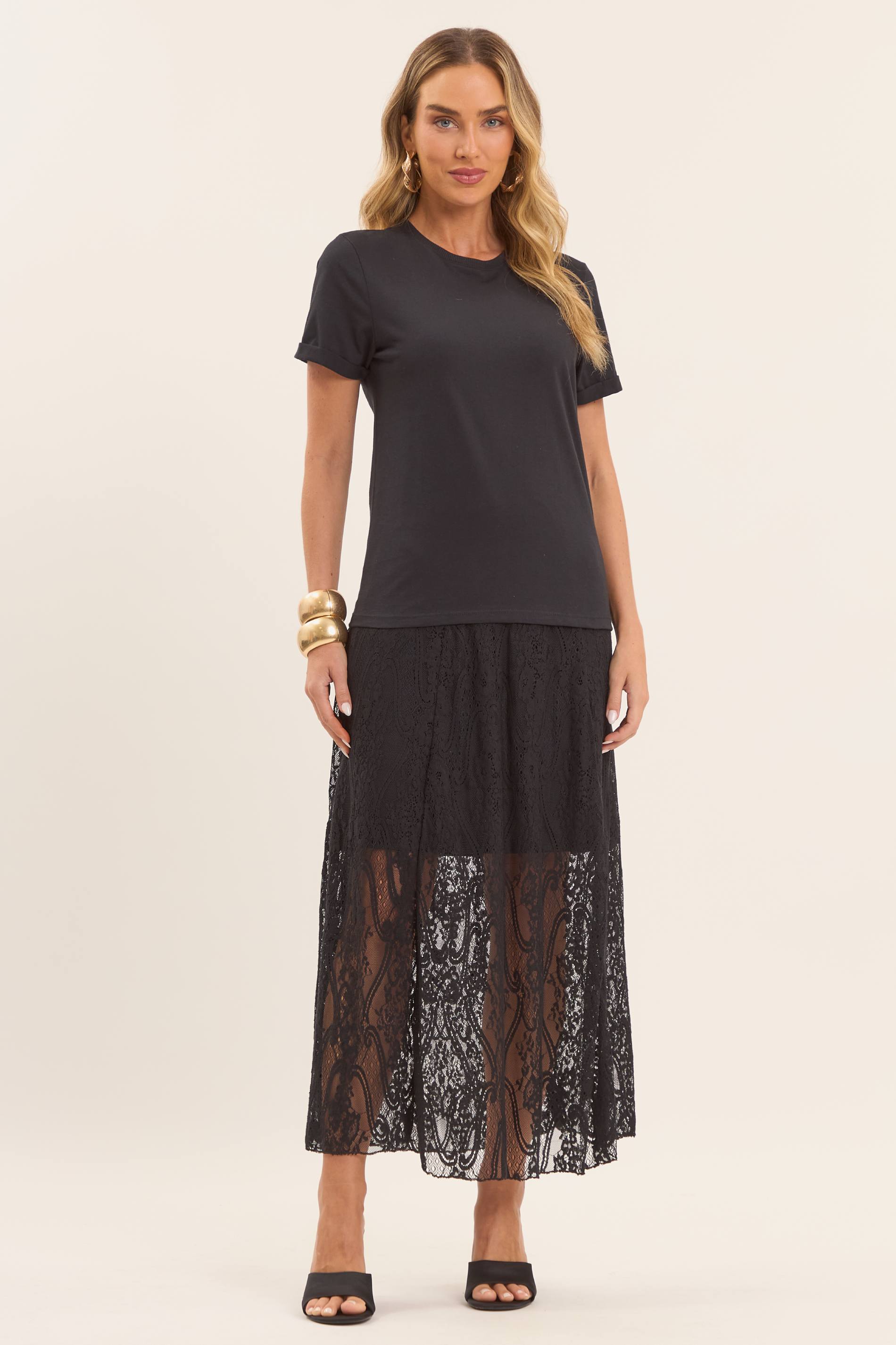 Saia Midi Boho em Renda