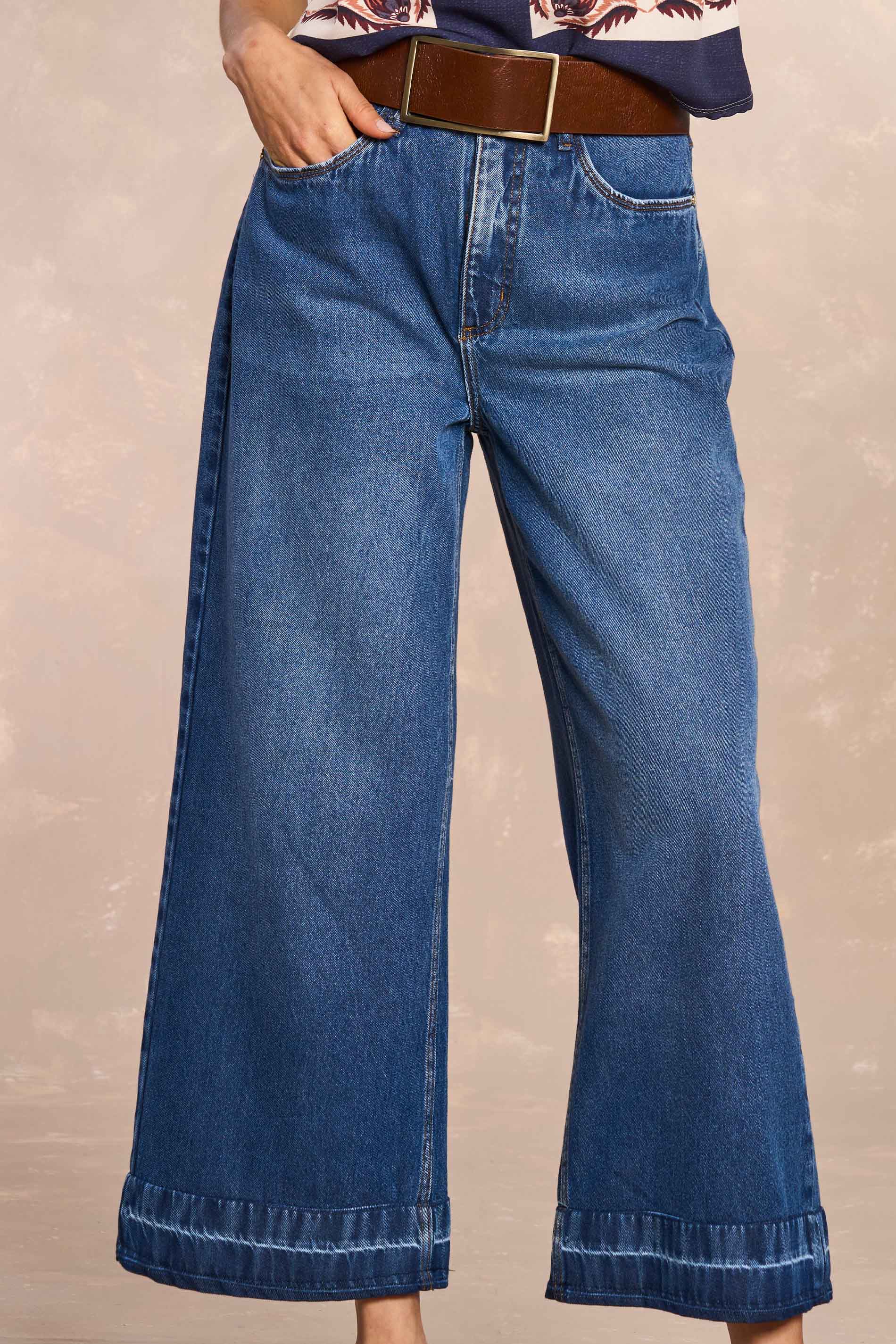 Calça Wide Cropped Jardim Boho em Denim