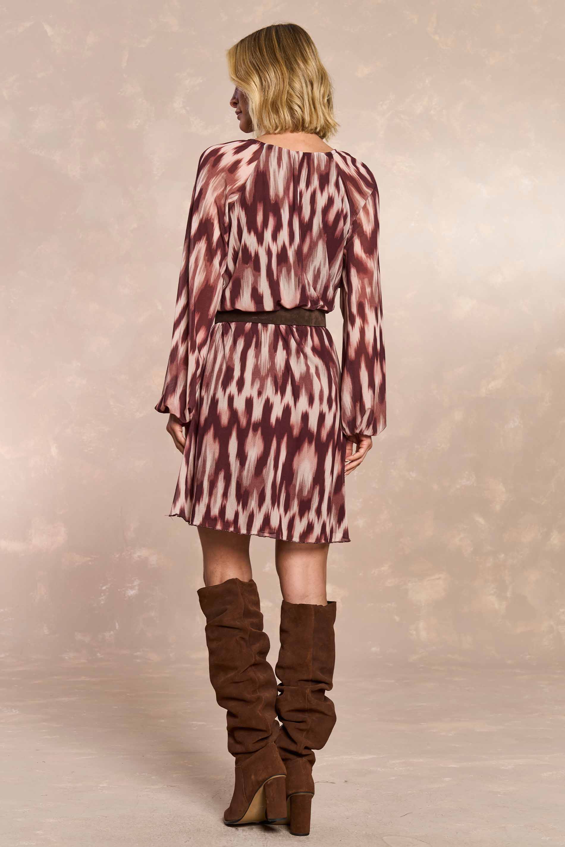 Vestido Curto Ethnic Blur em Tule