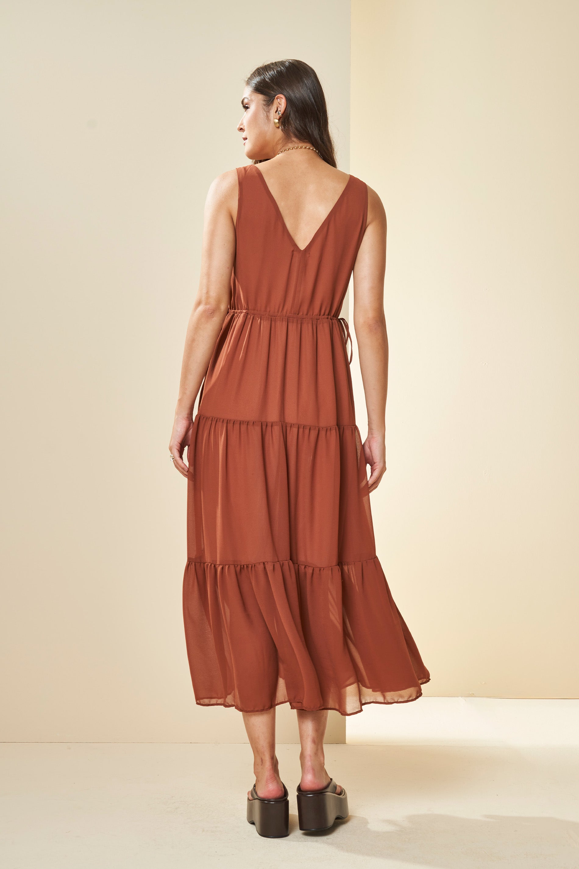 Vestido Midi Romantic em Chiffon
