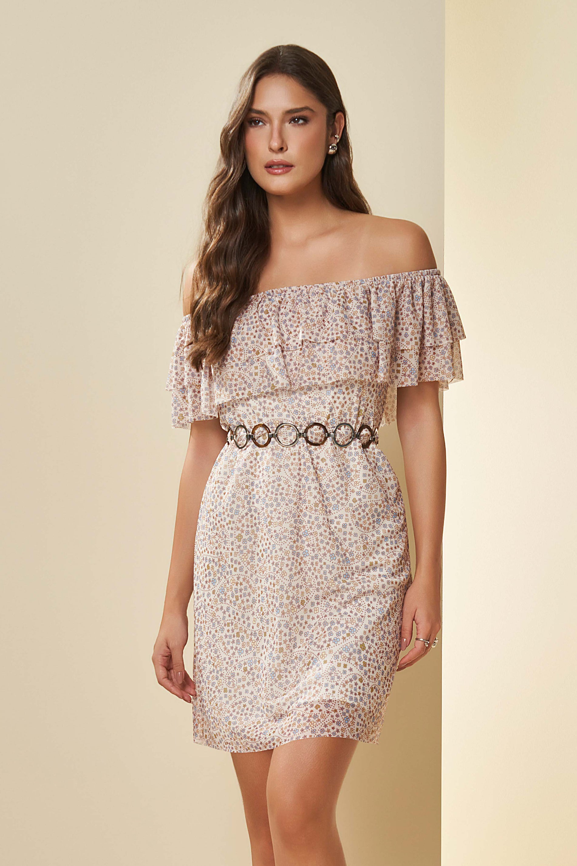 Vestido Curto Romantic Ombro a Ombro em Tule Estampado