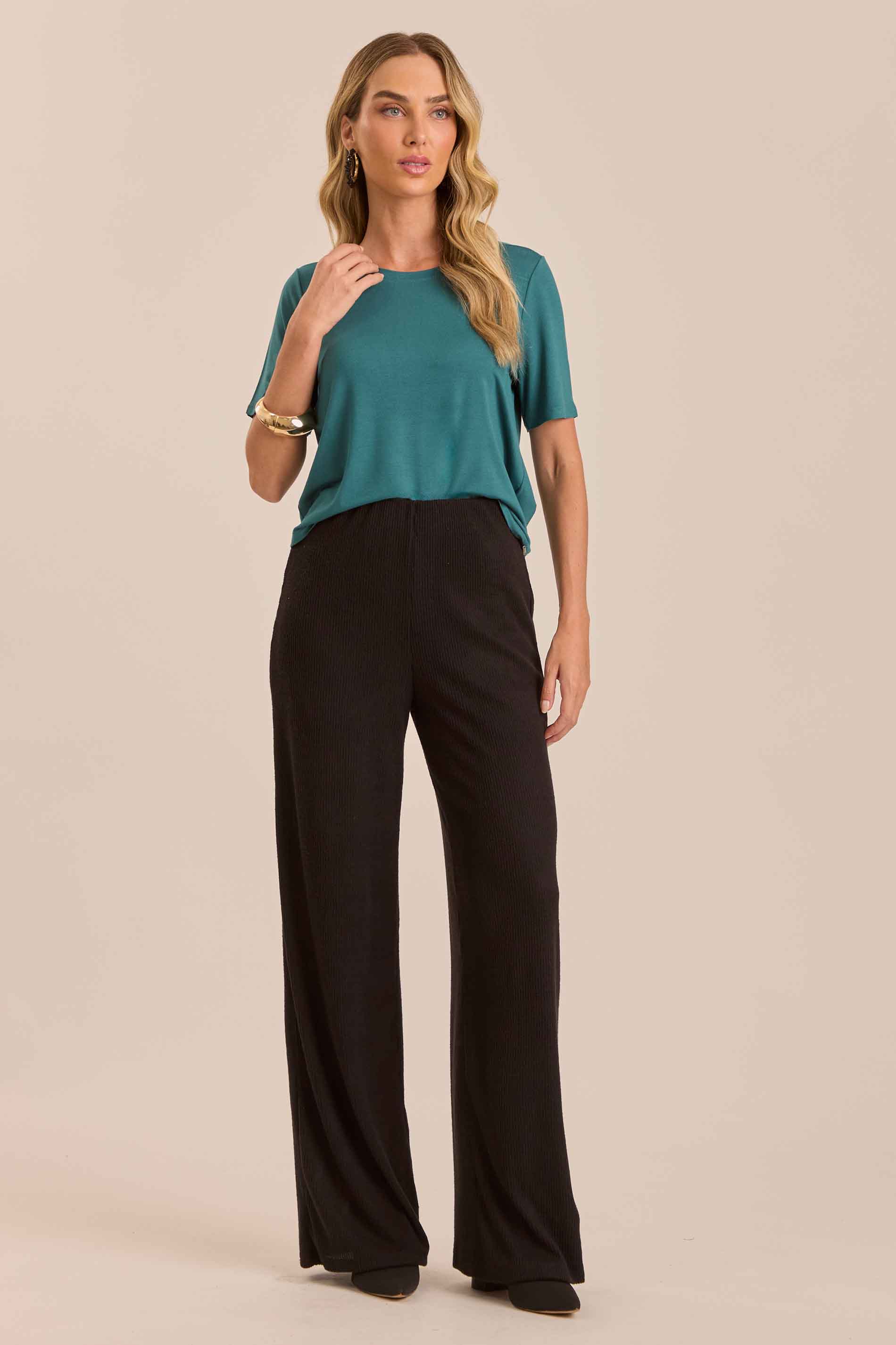 Blusa Jardim Boho de Manga Curta