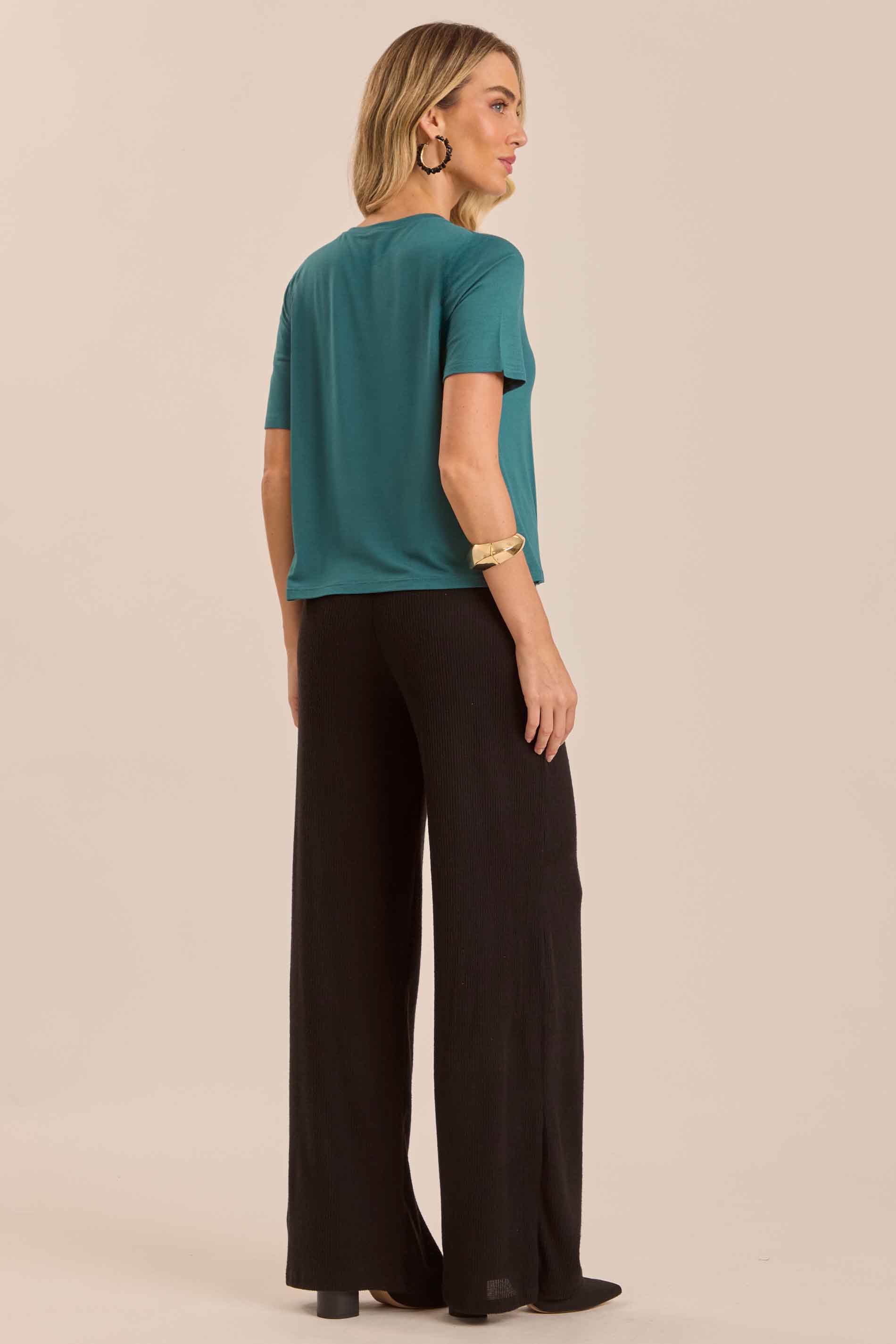 Blusa Jardim Boho de Manga Curta