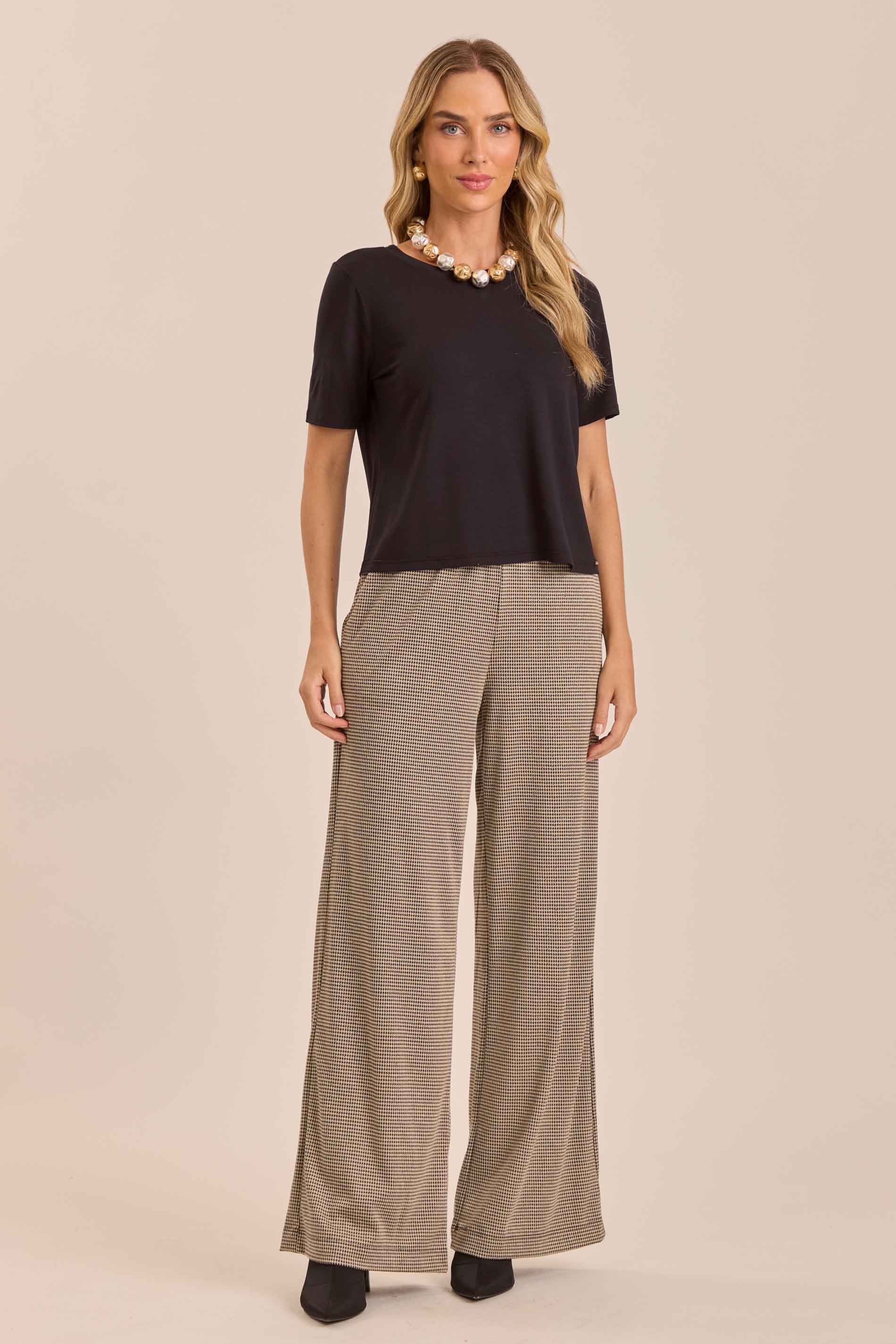 Blusa Jardim Boho de Manga Curta