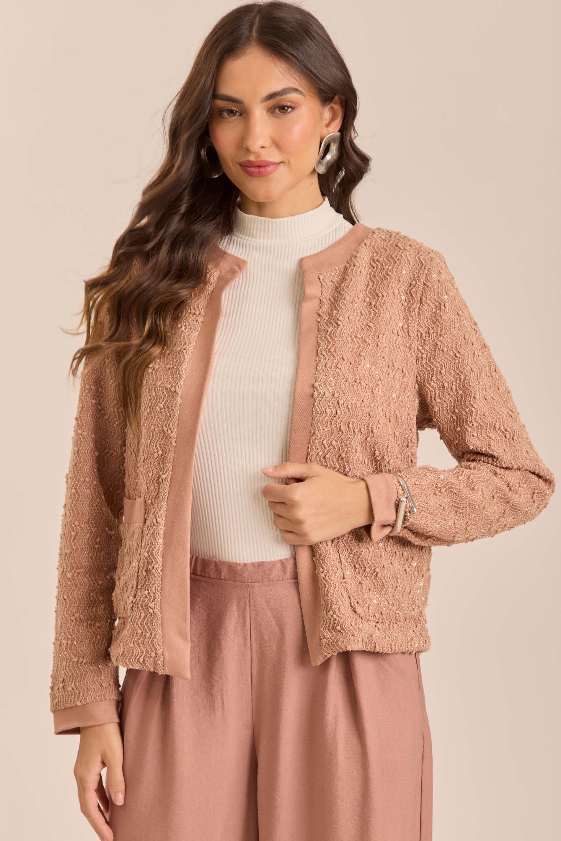 Casaco Retrô Glam em Tricot