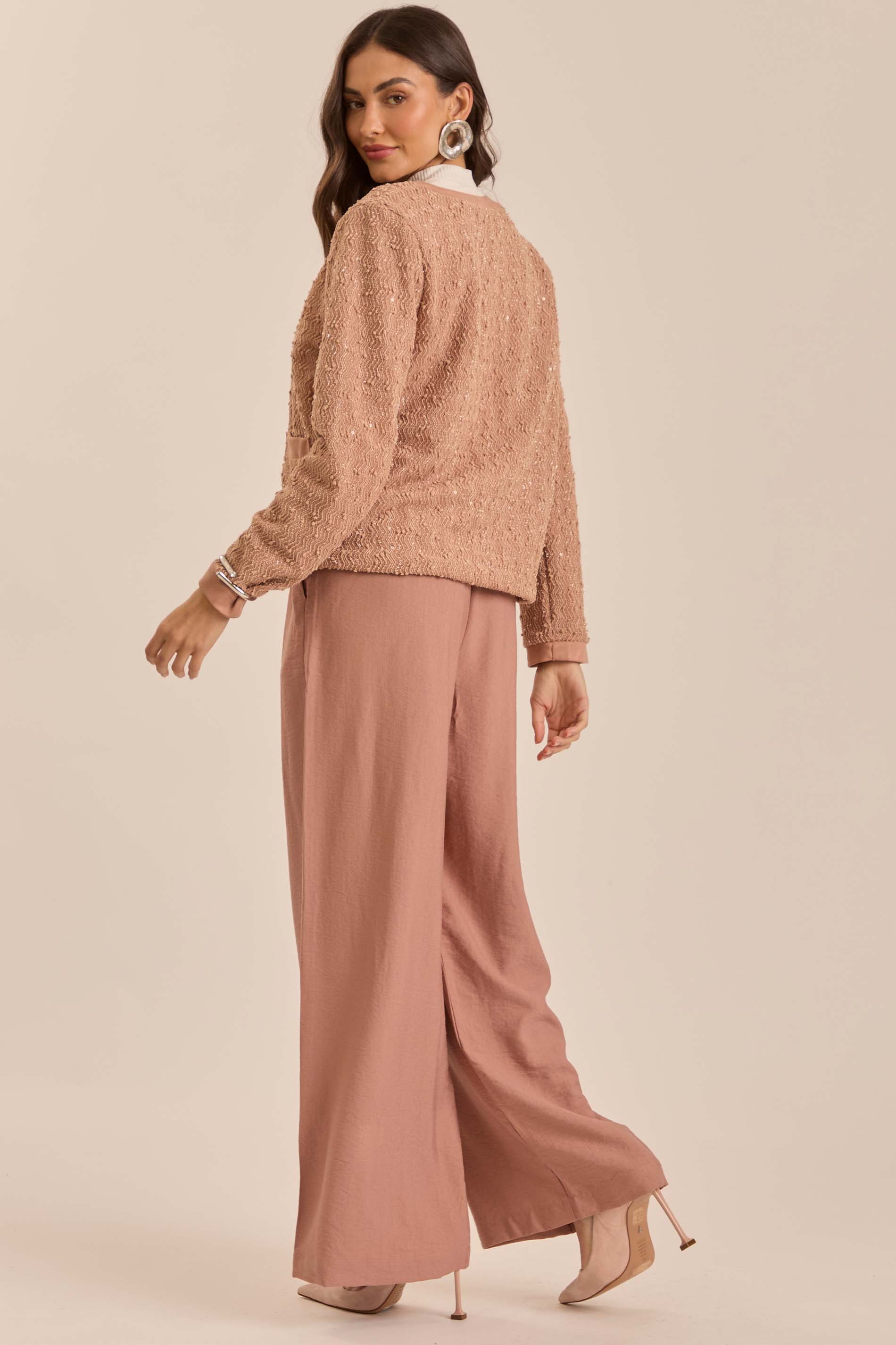 Casaco Retrô Glam em Tricot