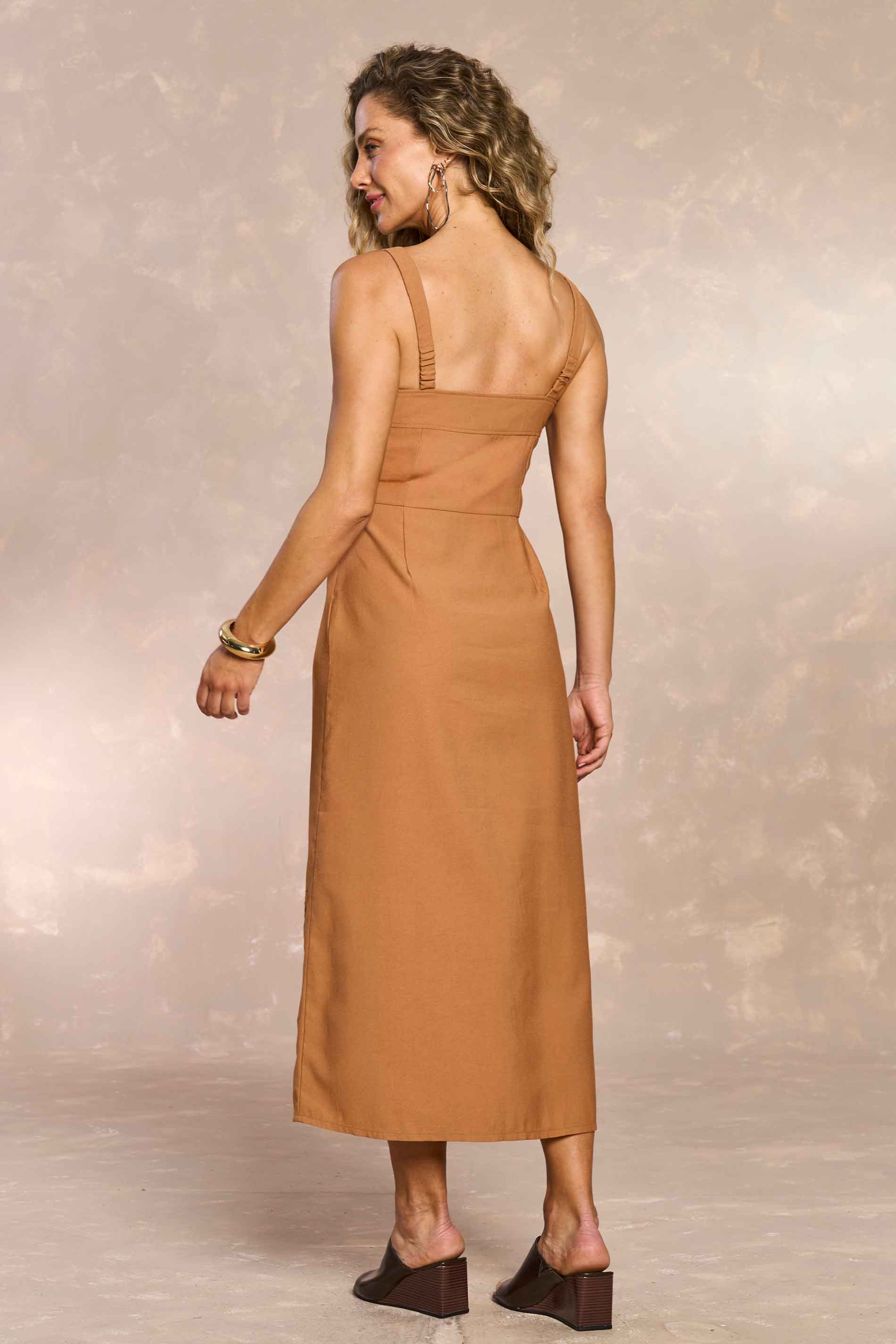 Vestido Midi Jardim Decor em Alfaiataria