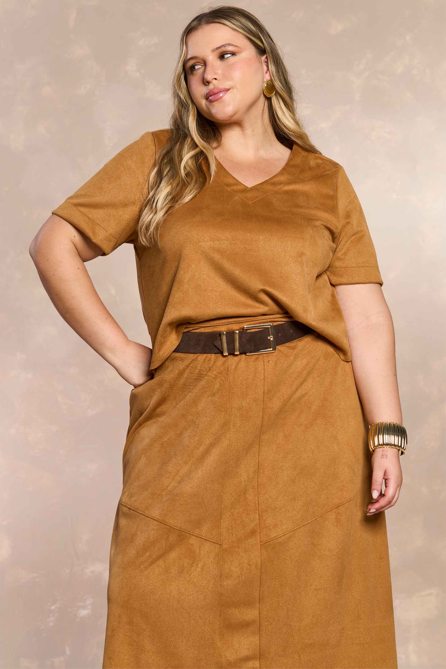 Saia Midi Cozy Winter em Suede