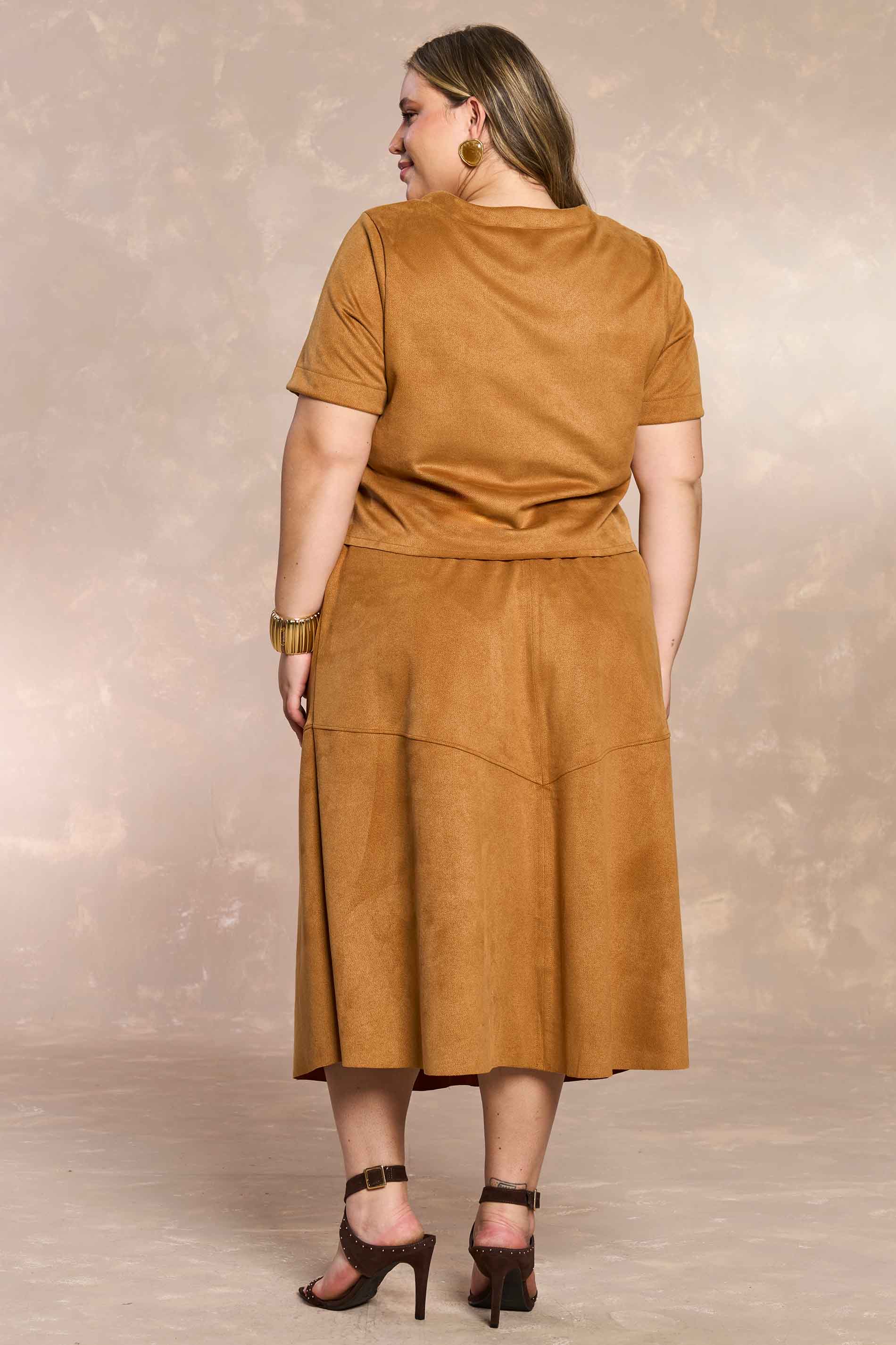 Saia Midi Cozy Winter em Suede