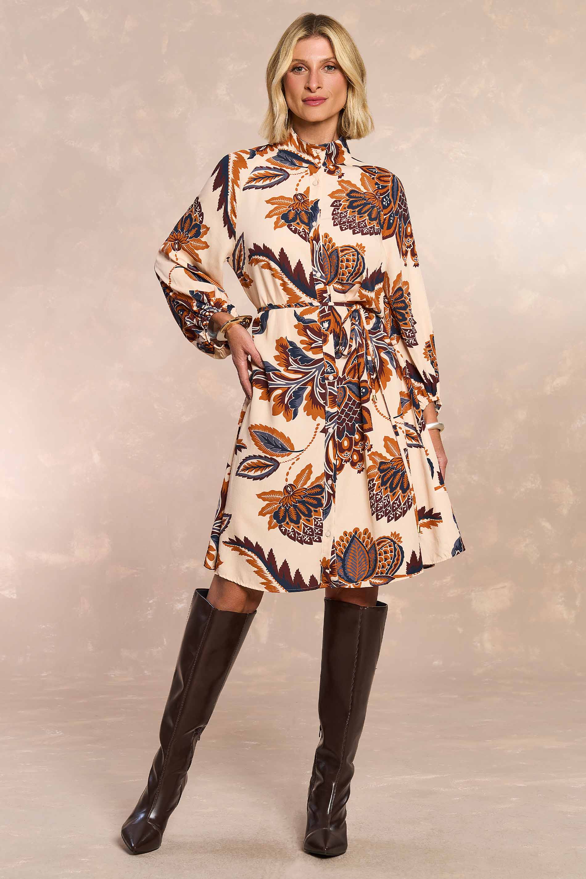 Vestido Curto Jardim Decor