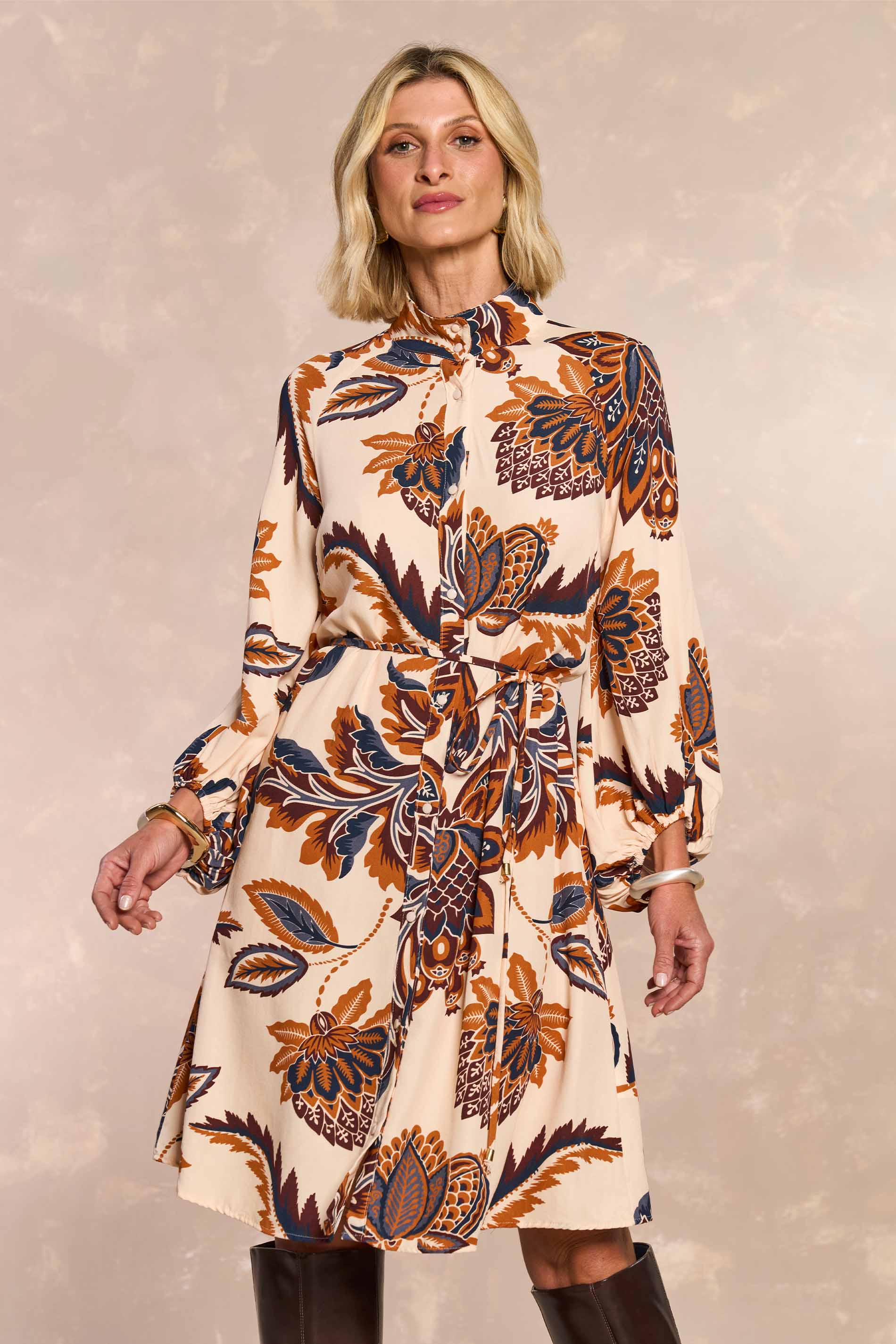 Vestido Curto Jardim Decor