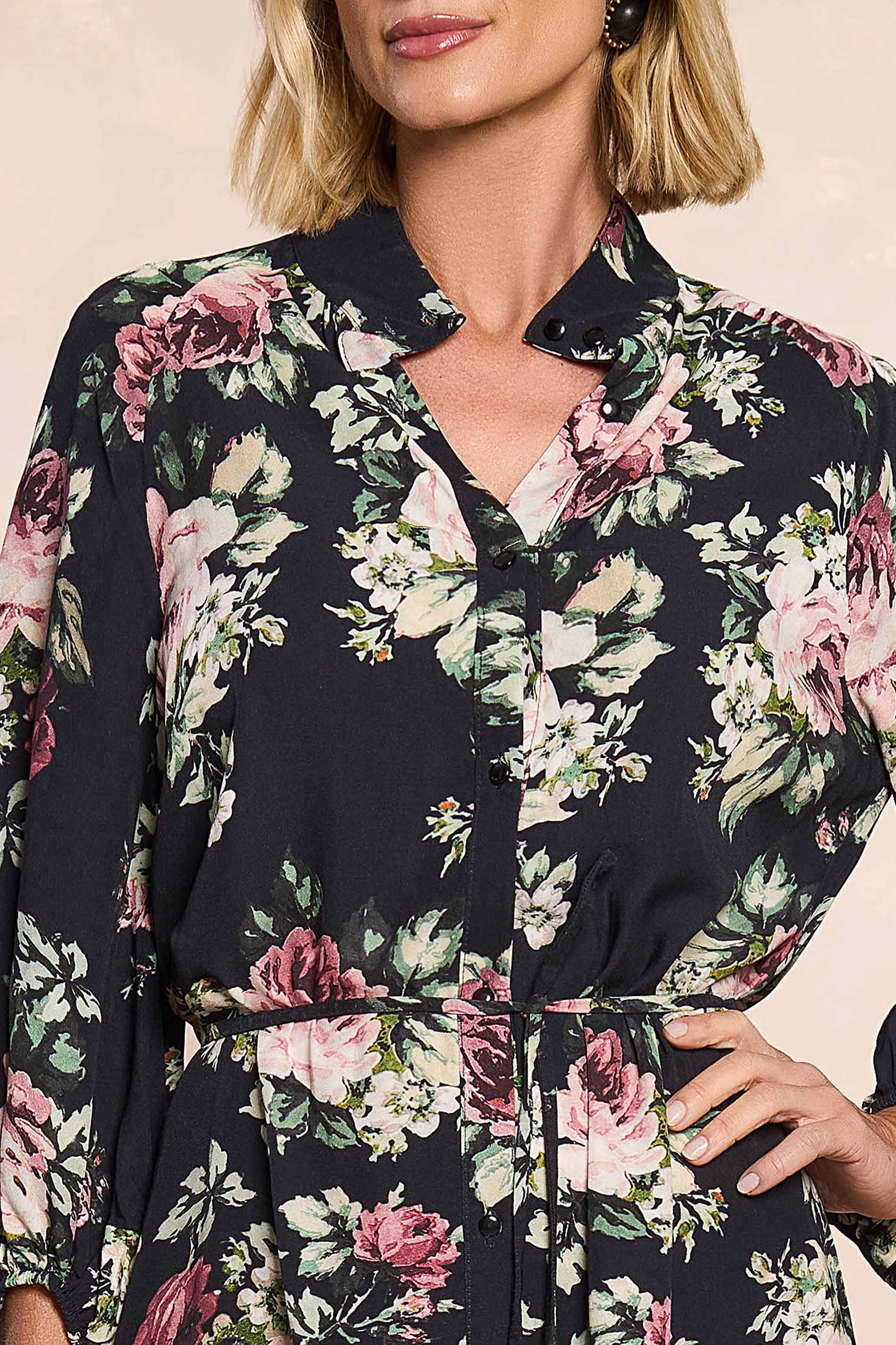 Vestido Curto Jardim Decor