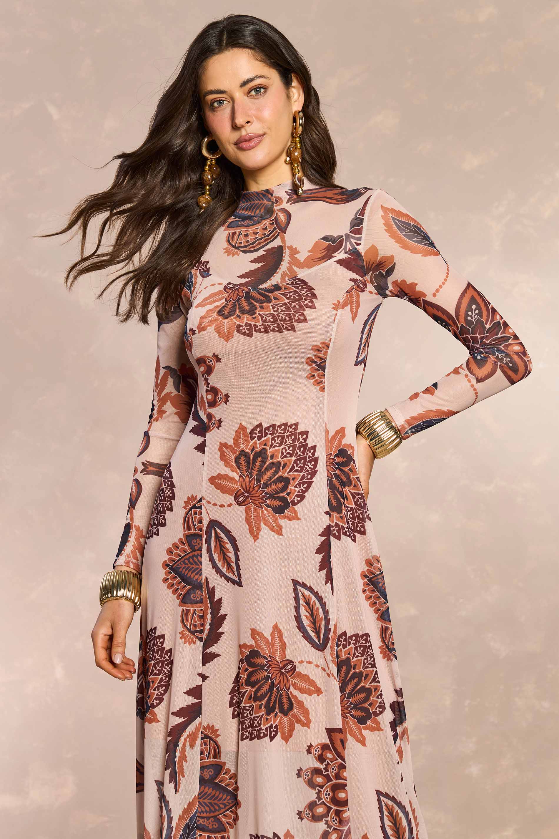 Vestido Longo Jardim Decor em Tule Estampado