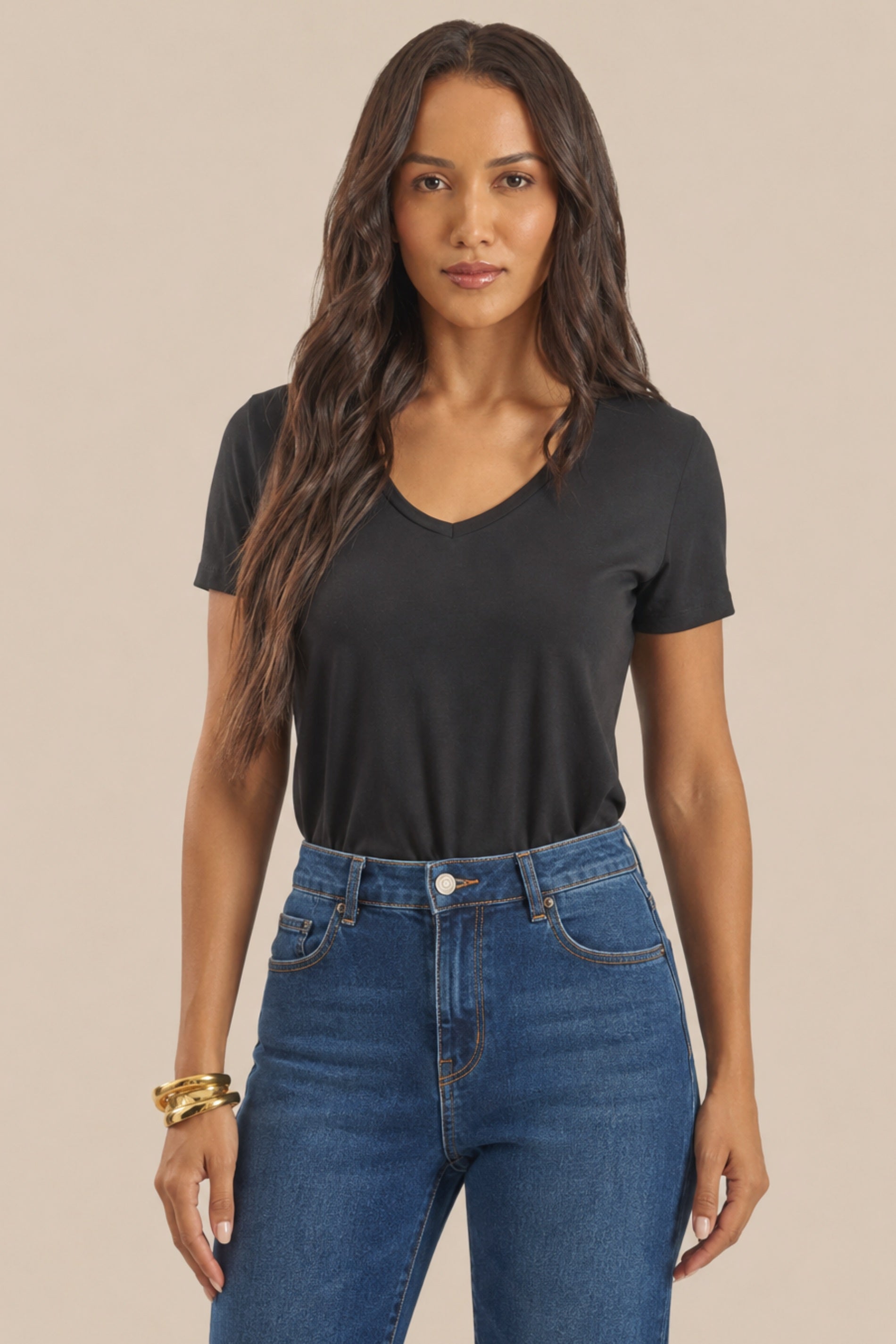 T-shirt Feminina com Decote V Miragem - Doce Trama