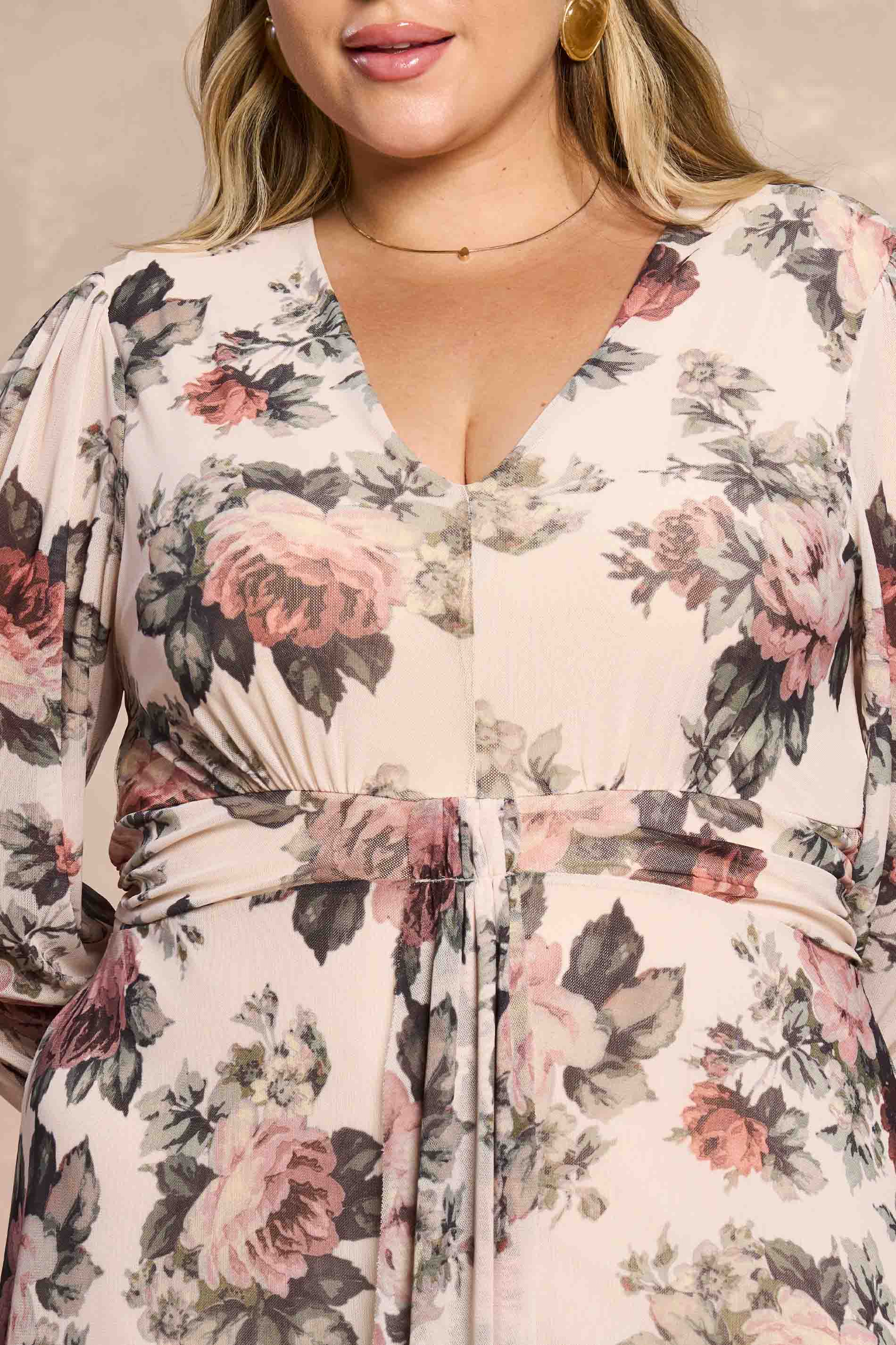 Vestido Midi Aquarela Rose em Tule