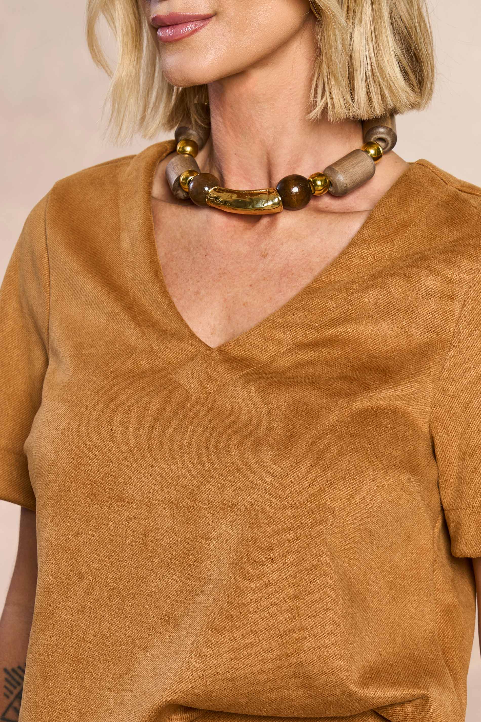 Blusa Cozy Winter em Suede