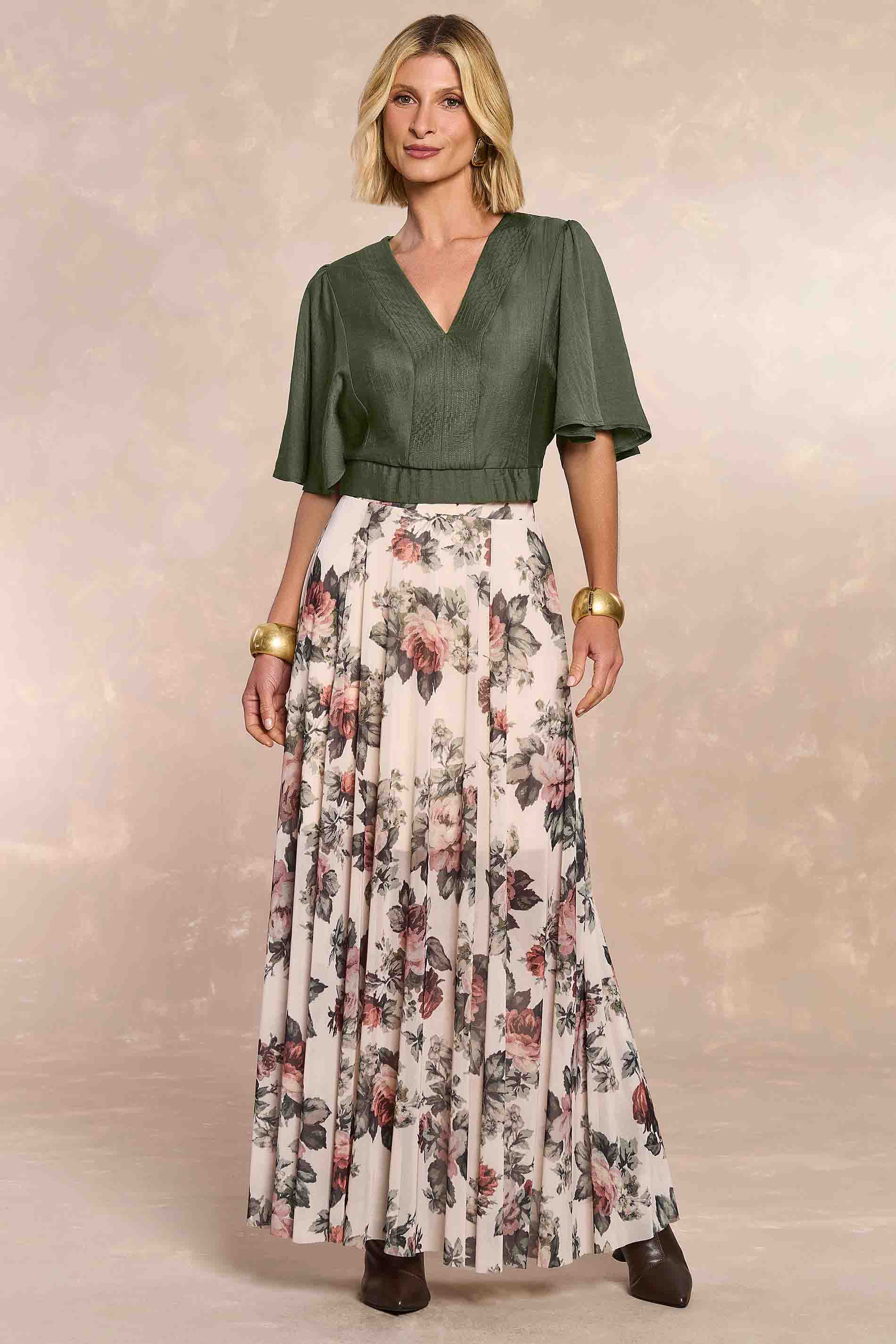 Saia Longa Aquarela Rose em Tule