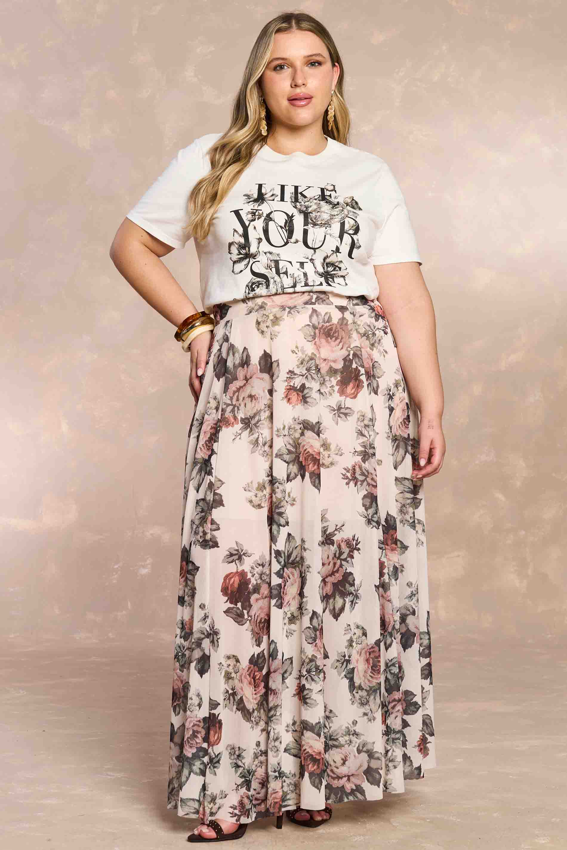 Saia Longa Aquarela Rose em Tule