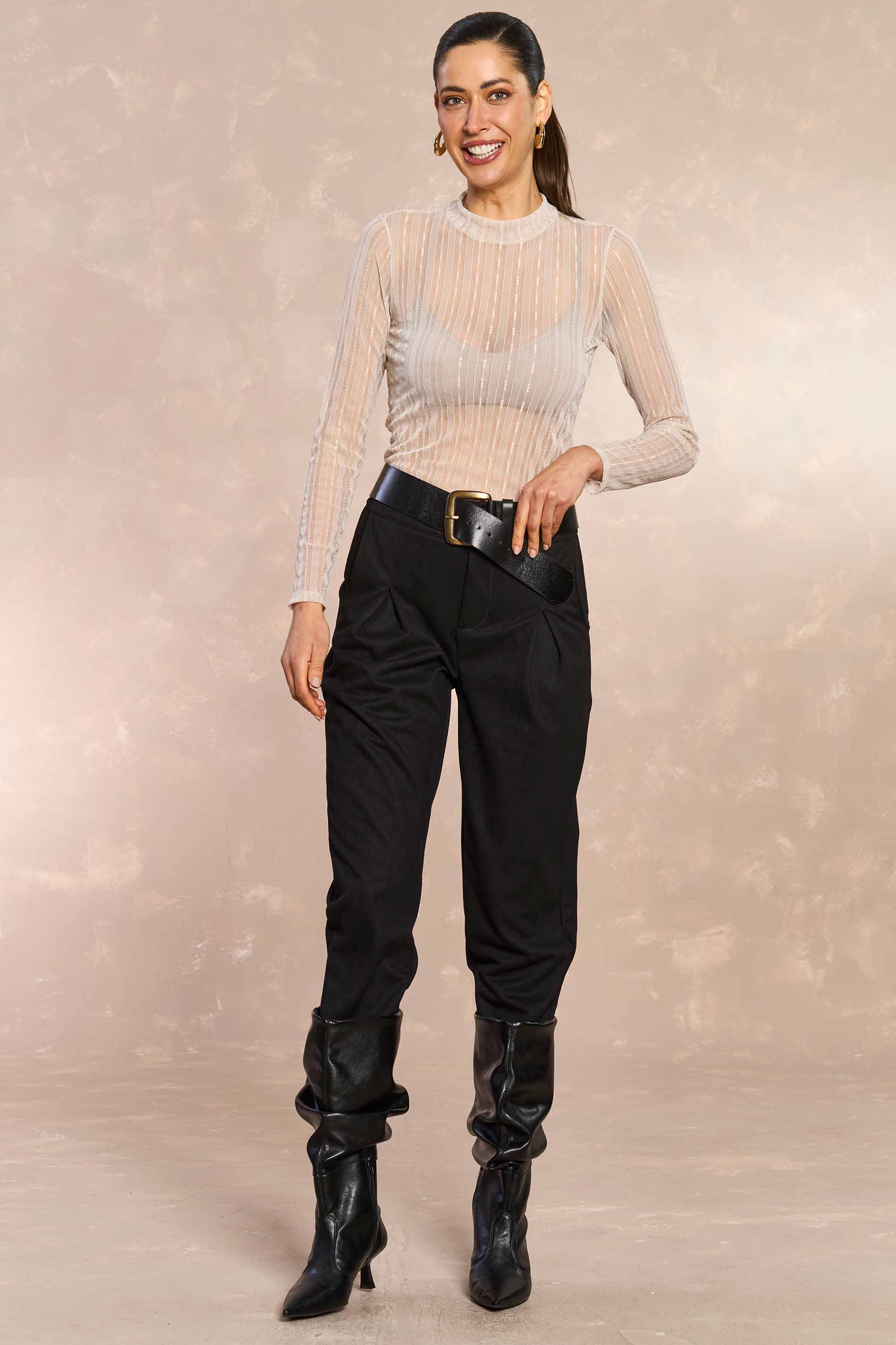 Blusa de Manga Curta Retrô Glam em Tule