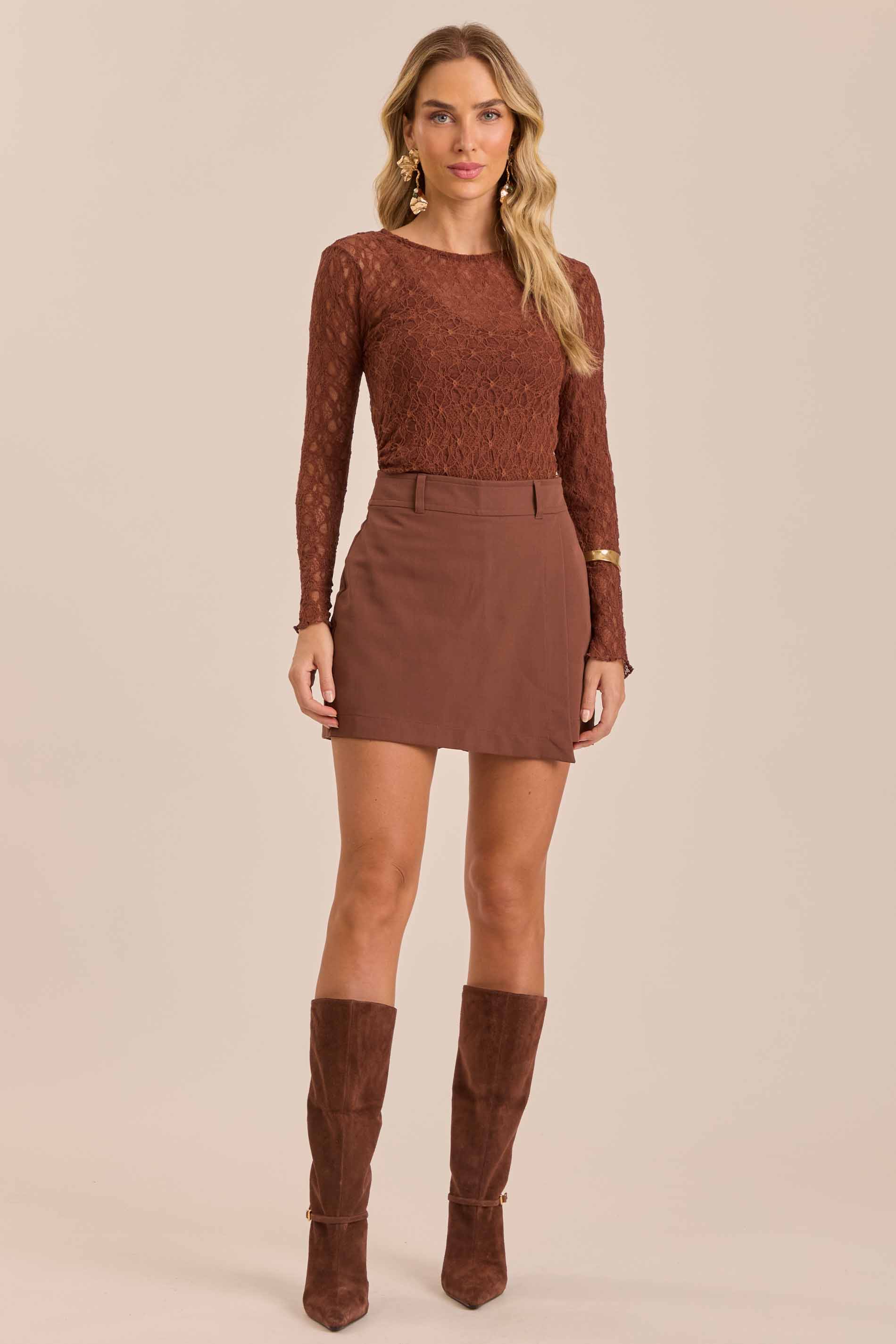 Shorts-Saia Retrô Glam em Alfaiataria